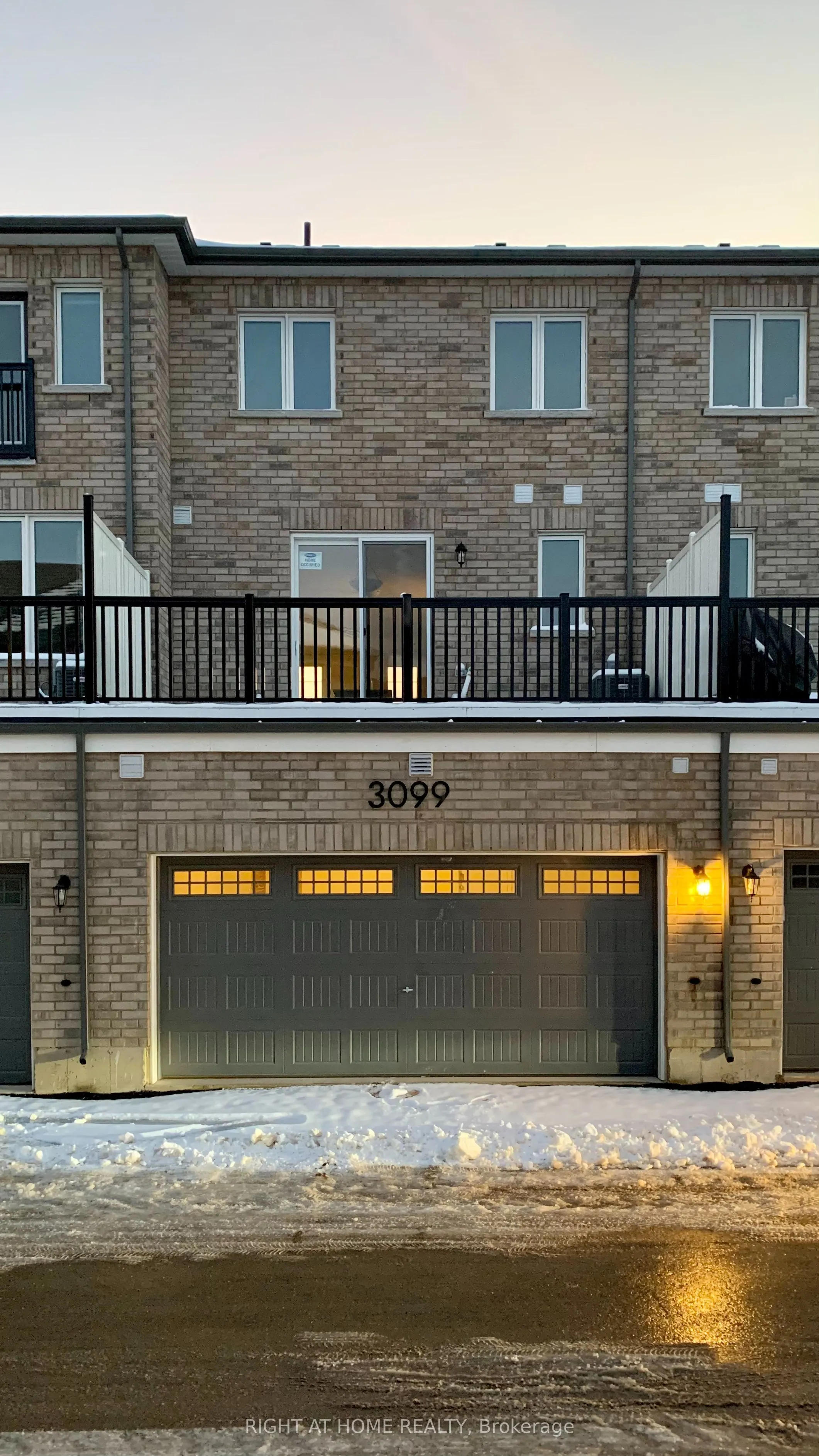 3099 William Cutmore Boulevard