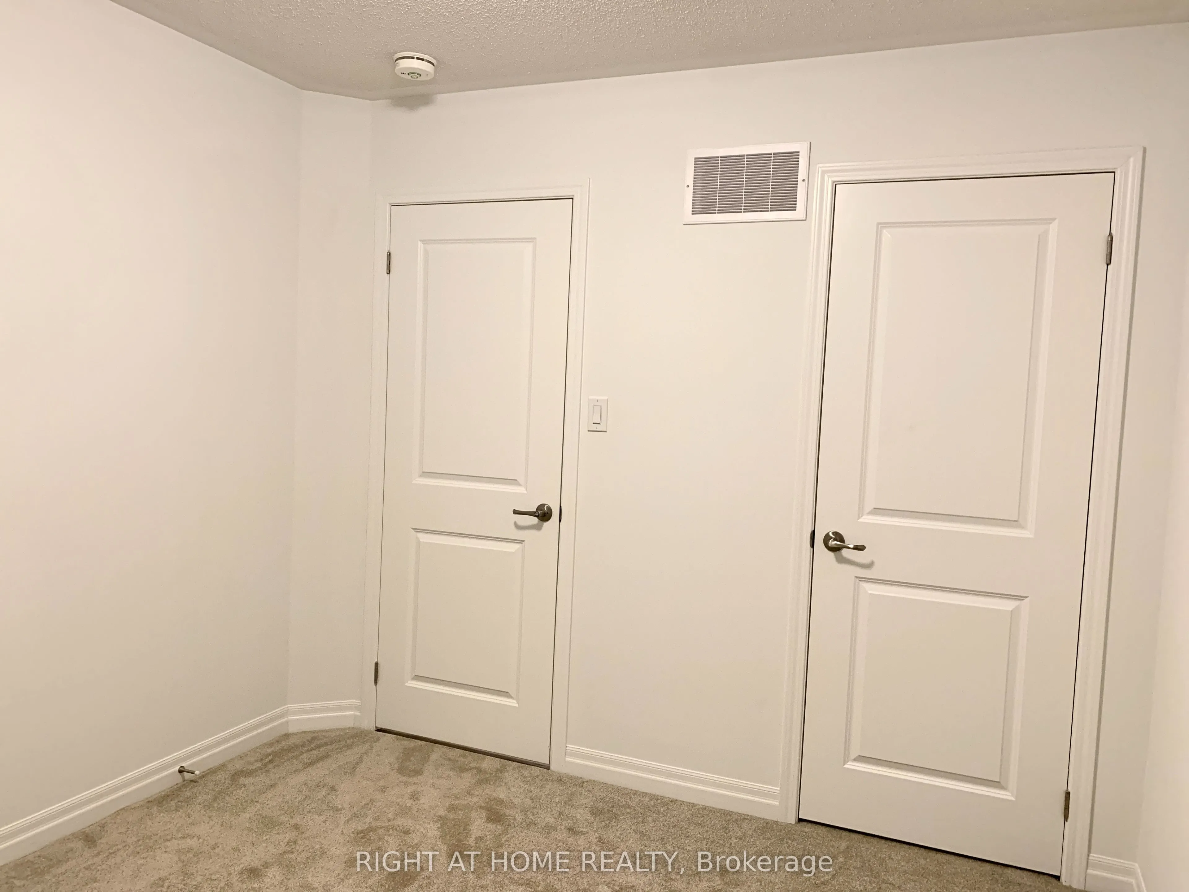 3099 William Cutmore Boulevard
