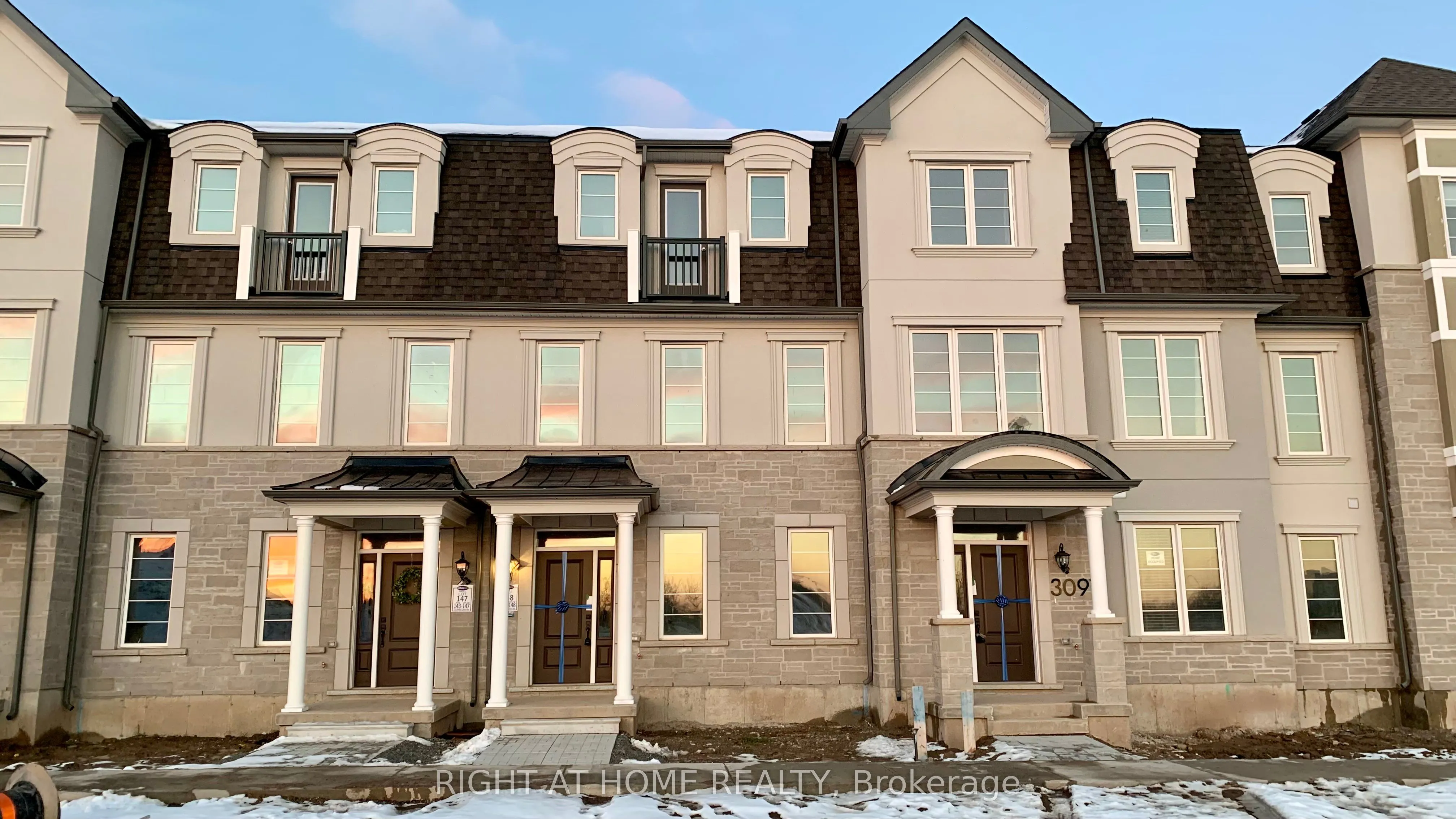3099 William Cutmore Boulevard