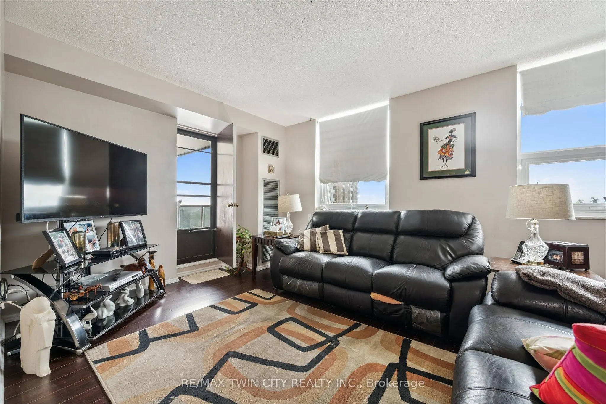 4 Lisa Street, #707