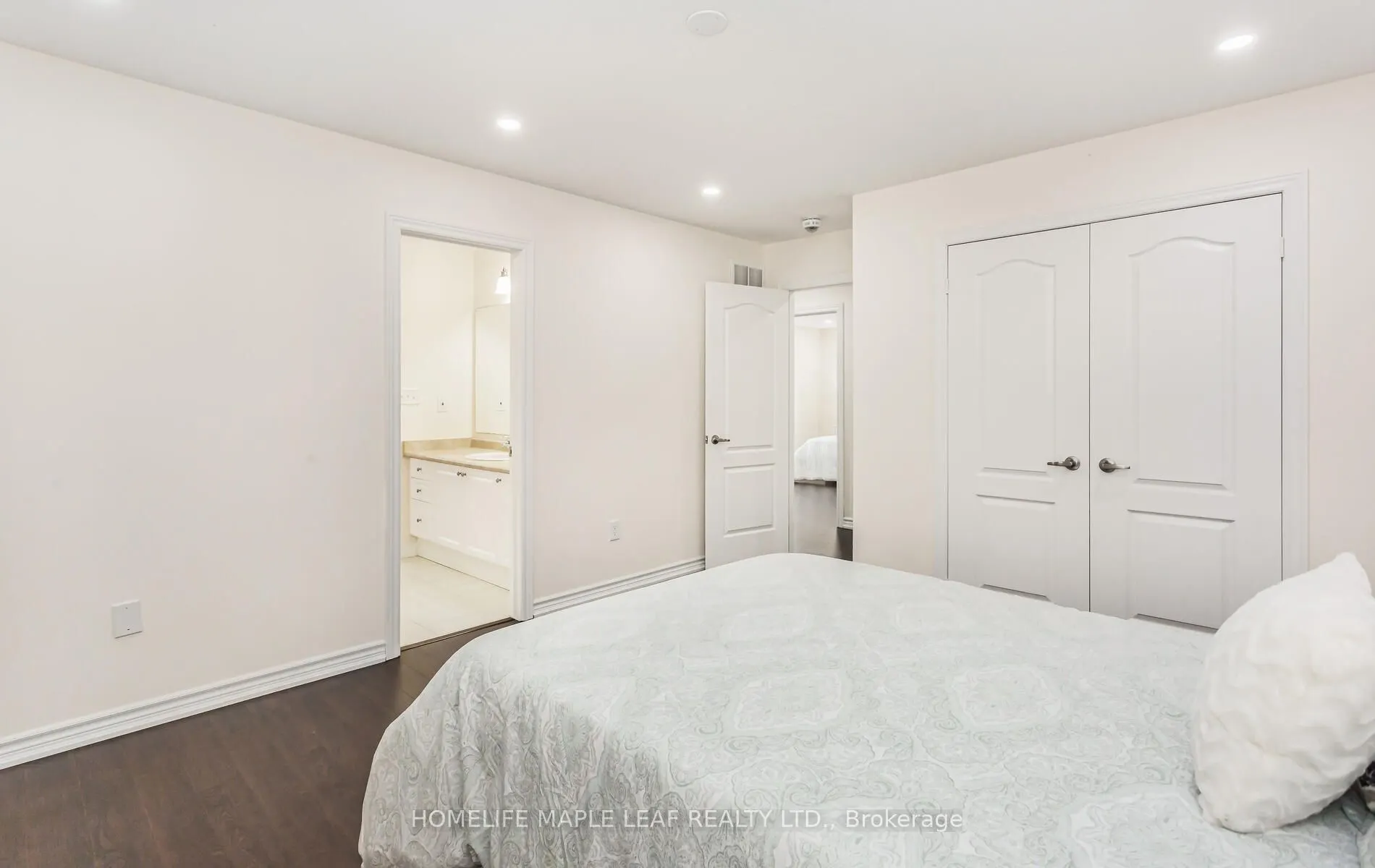 11 Cloverhaven Road