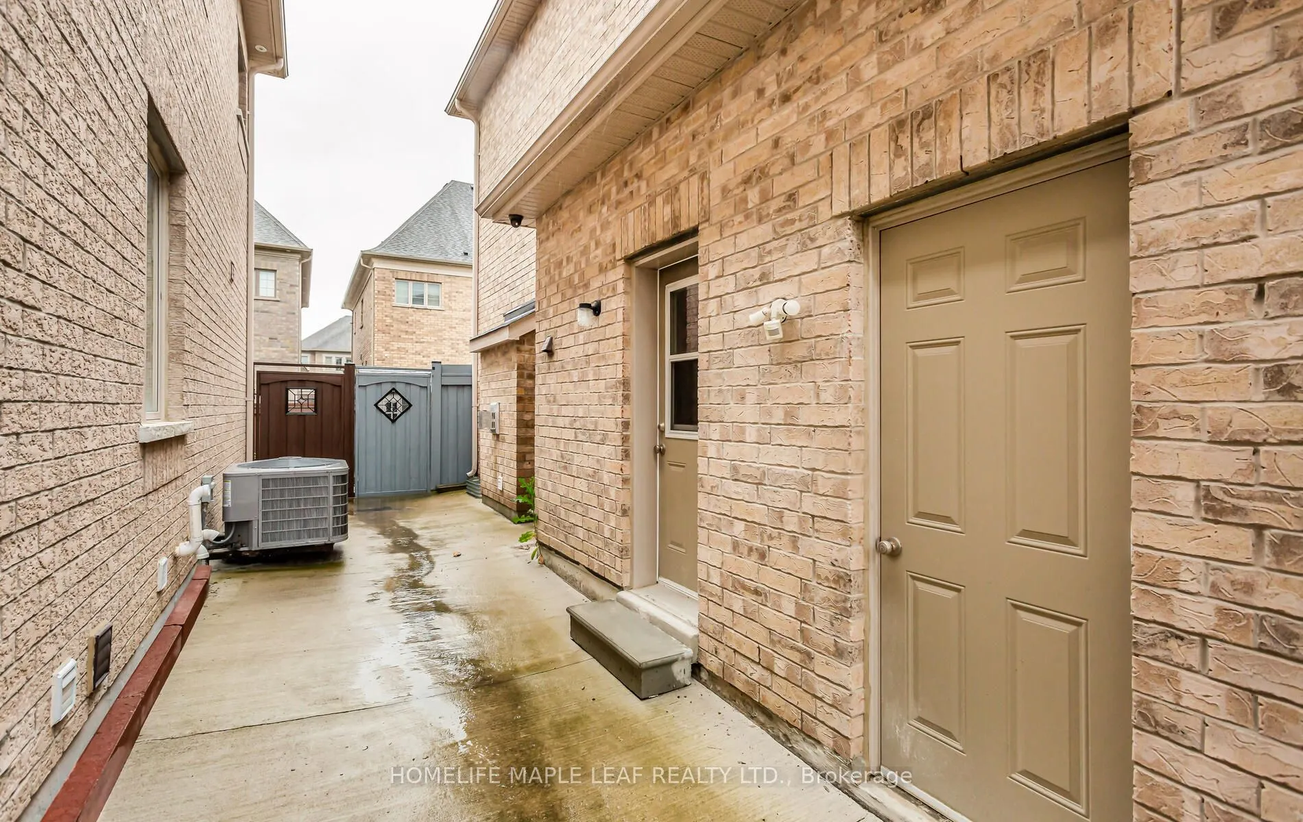 11 Cloverhaven Road