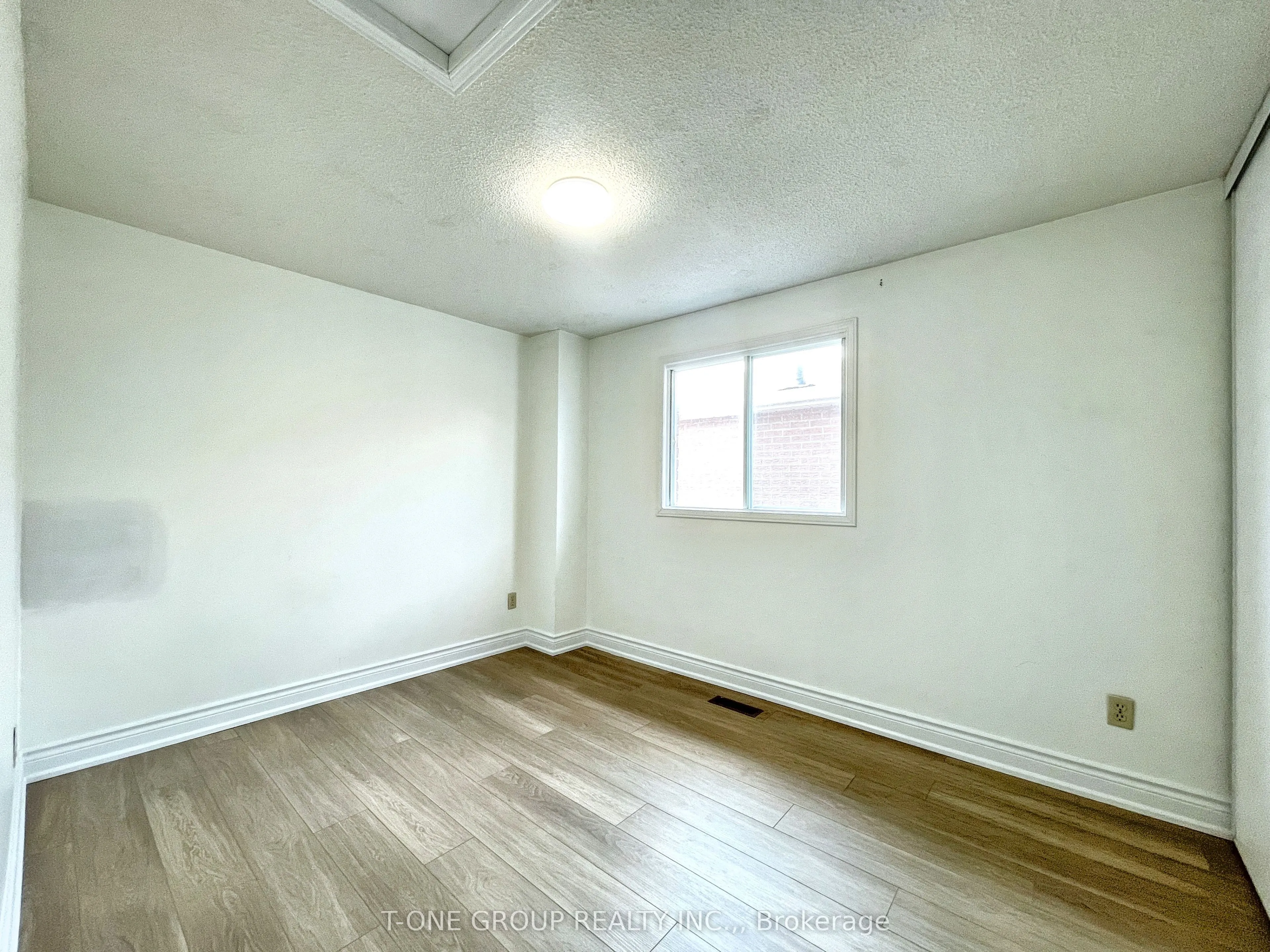 4485 Jenkins Crescent