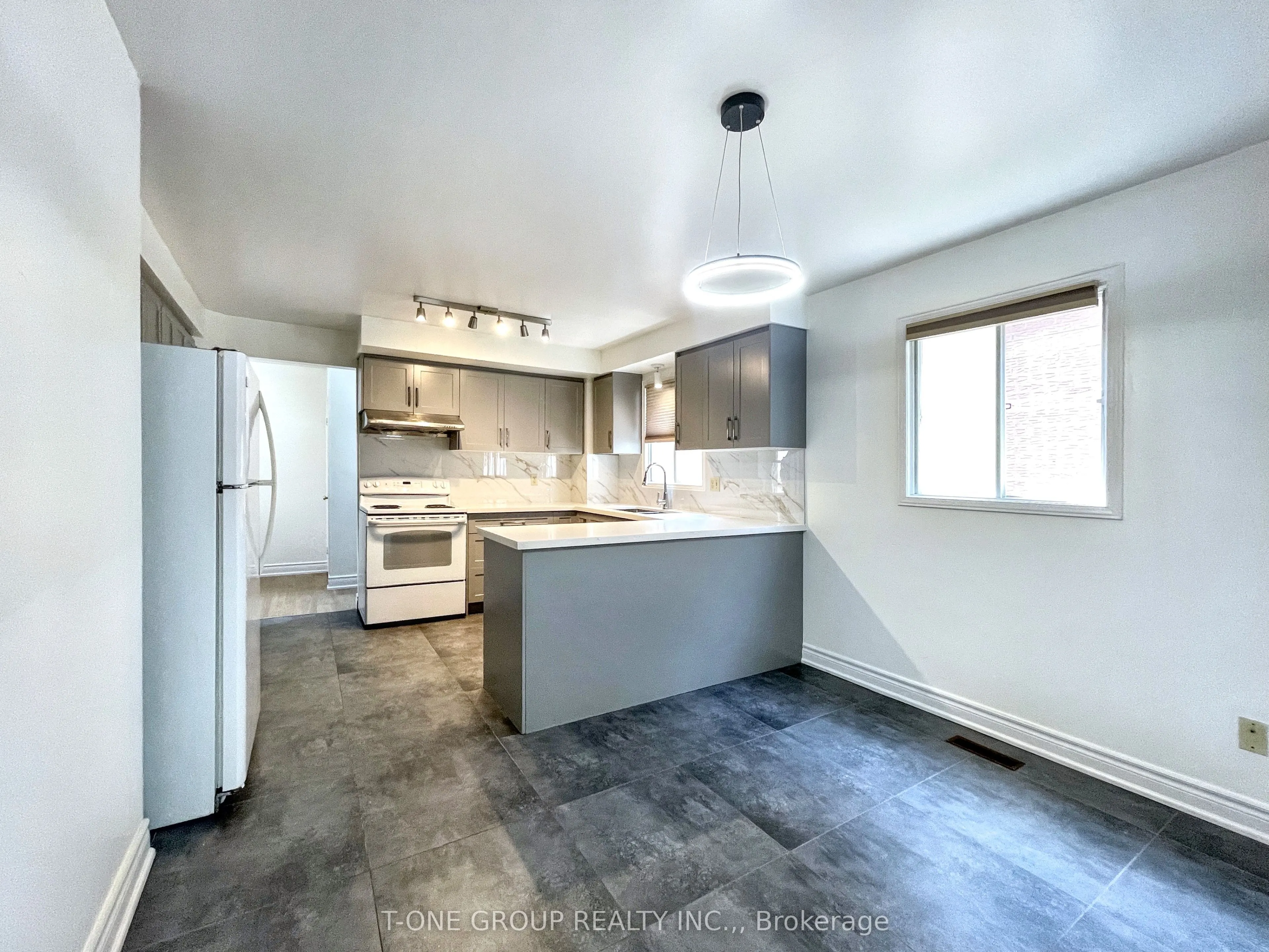 4485 Jenkins Crescent