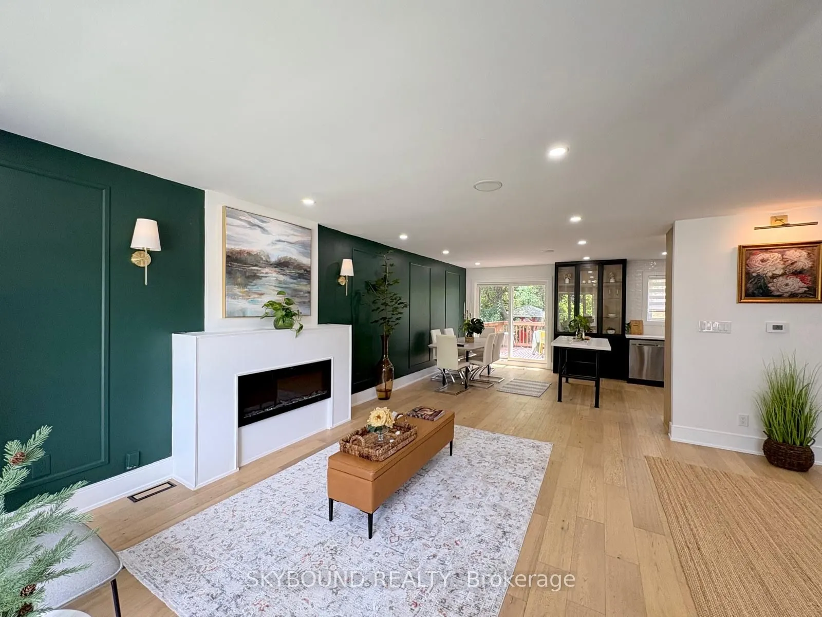 23 Drury Lane