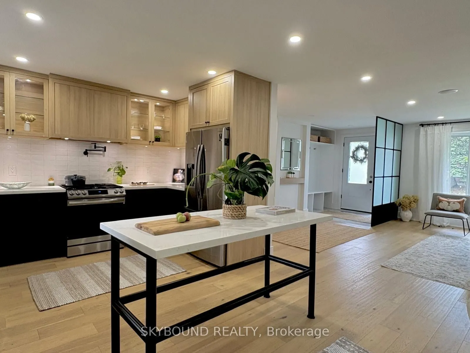 23 Drury Lane