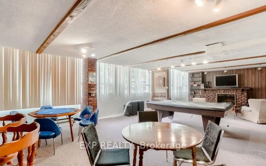 2323 Confederation Parkway, #901