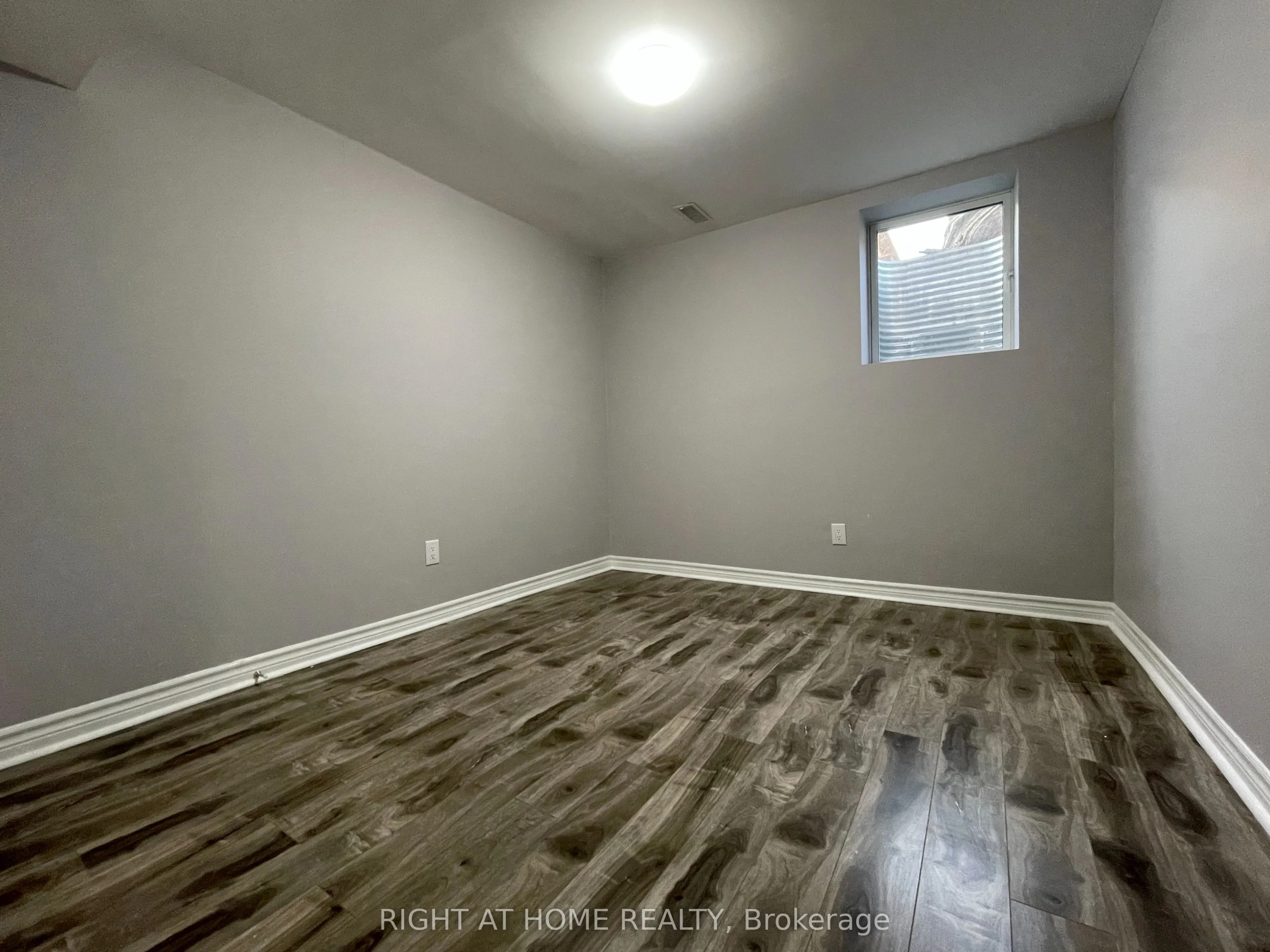 5837 Churchill Meadows Boulevard, #Bsmt