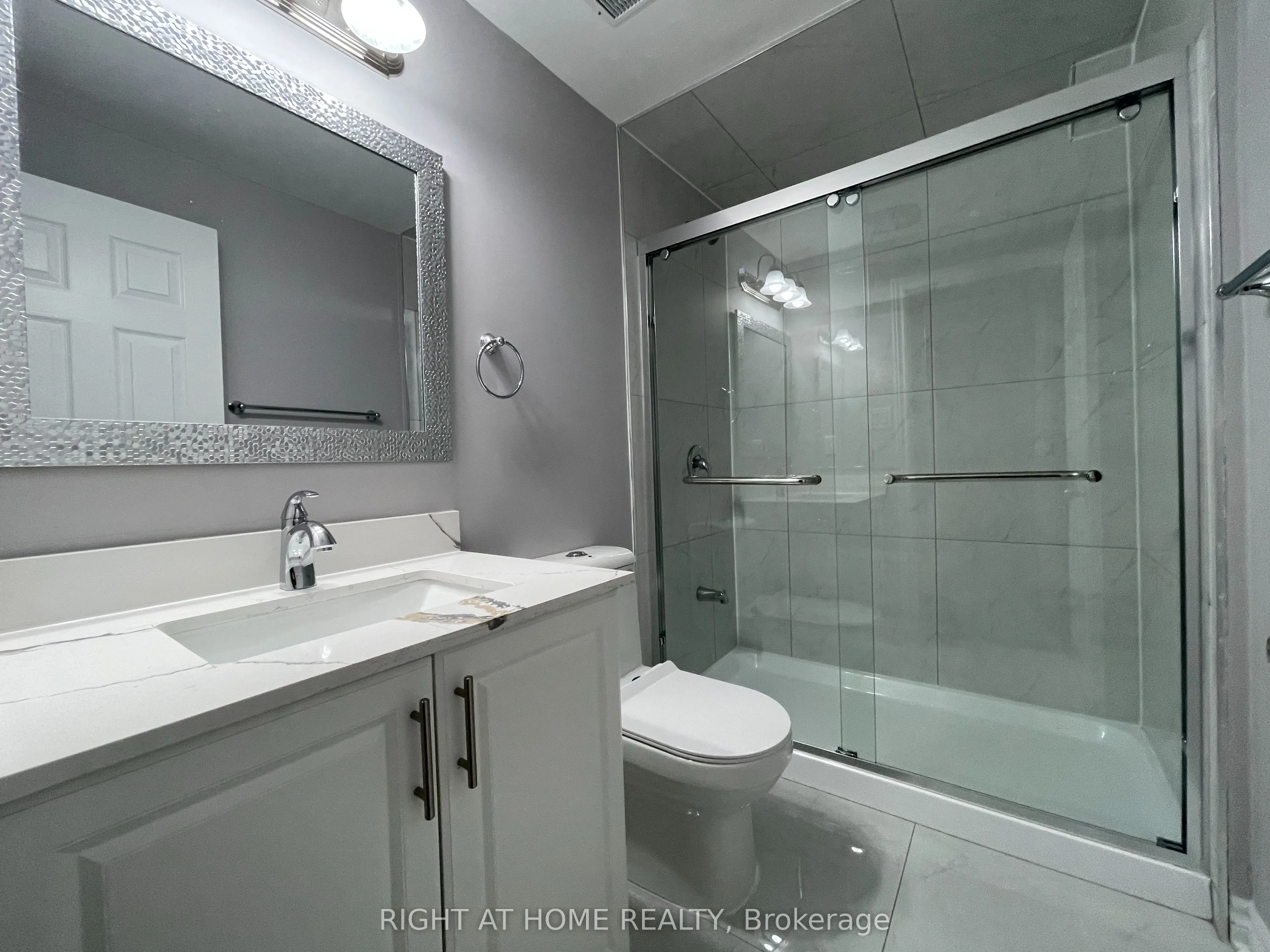 5837 Churchill Meadows Boulevard, #Bsmt