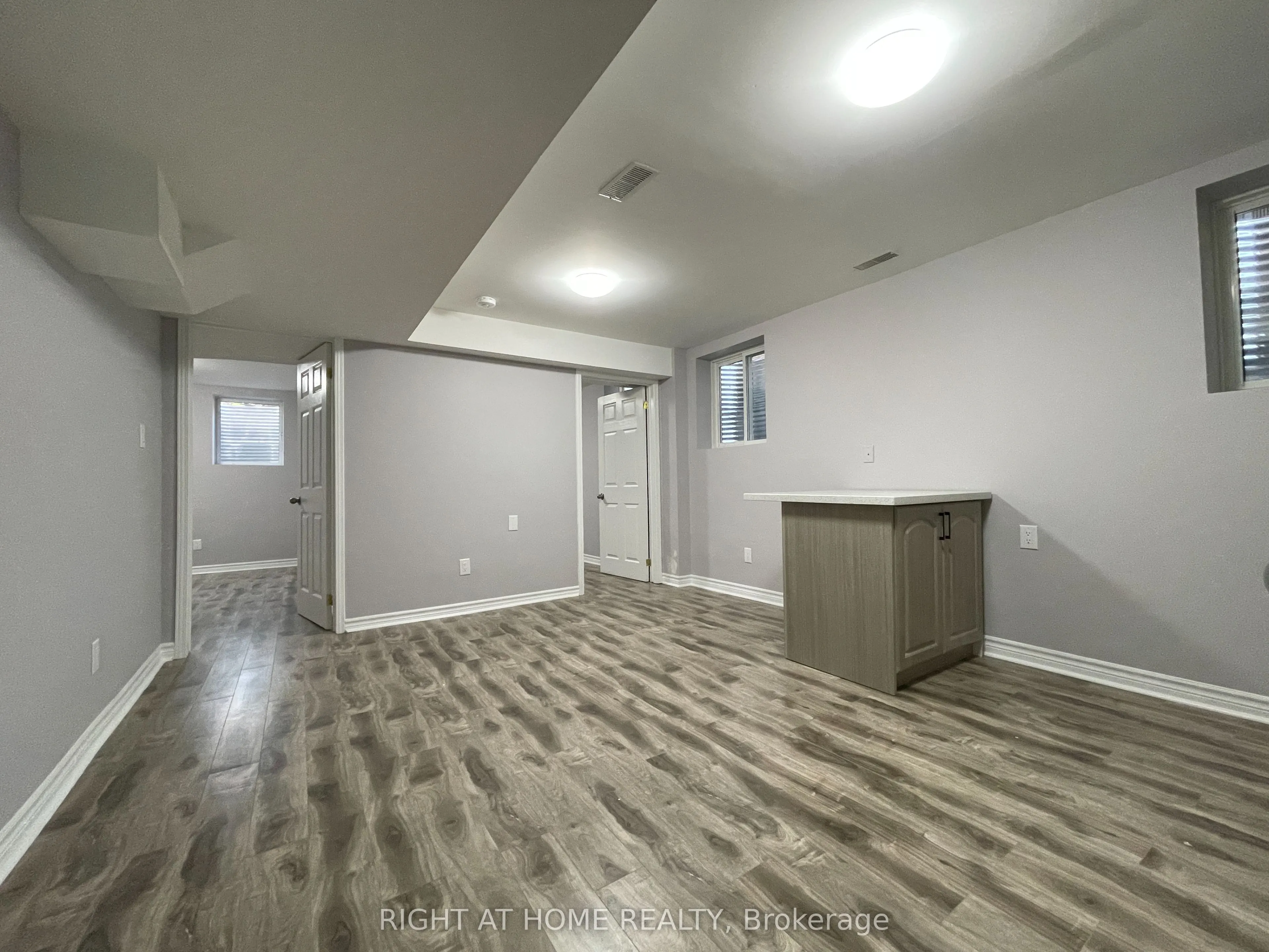 5837 Churchill Meadows Boulevard, #Bsmt