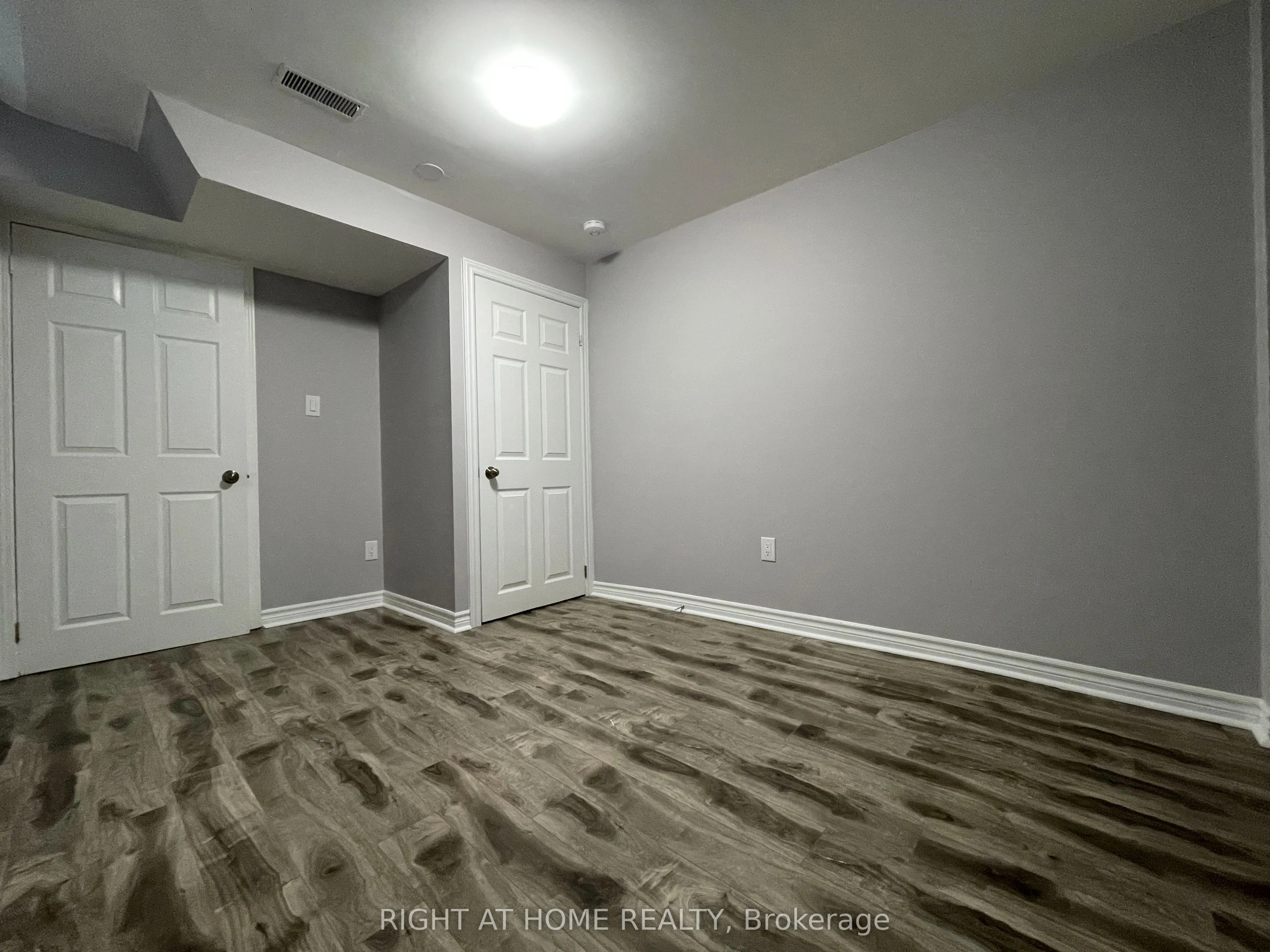 5837 Churchill Meadows Boulevard, #Bsmt
