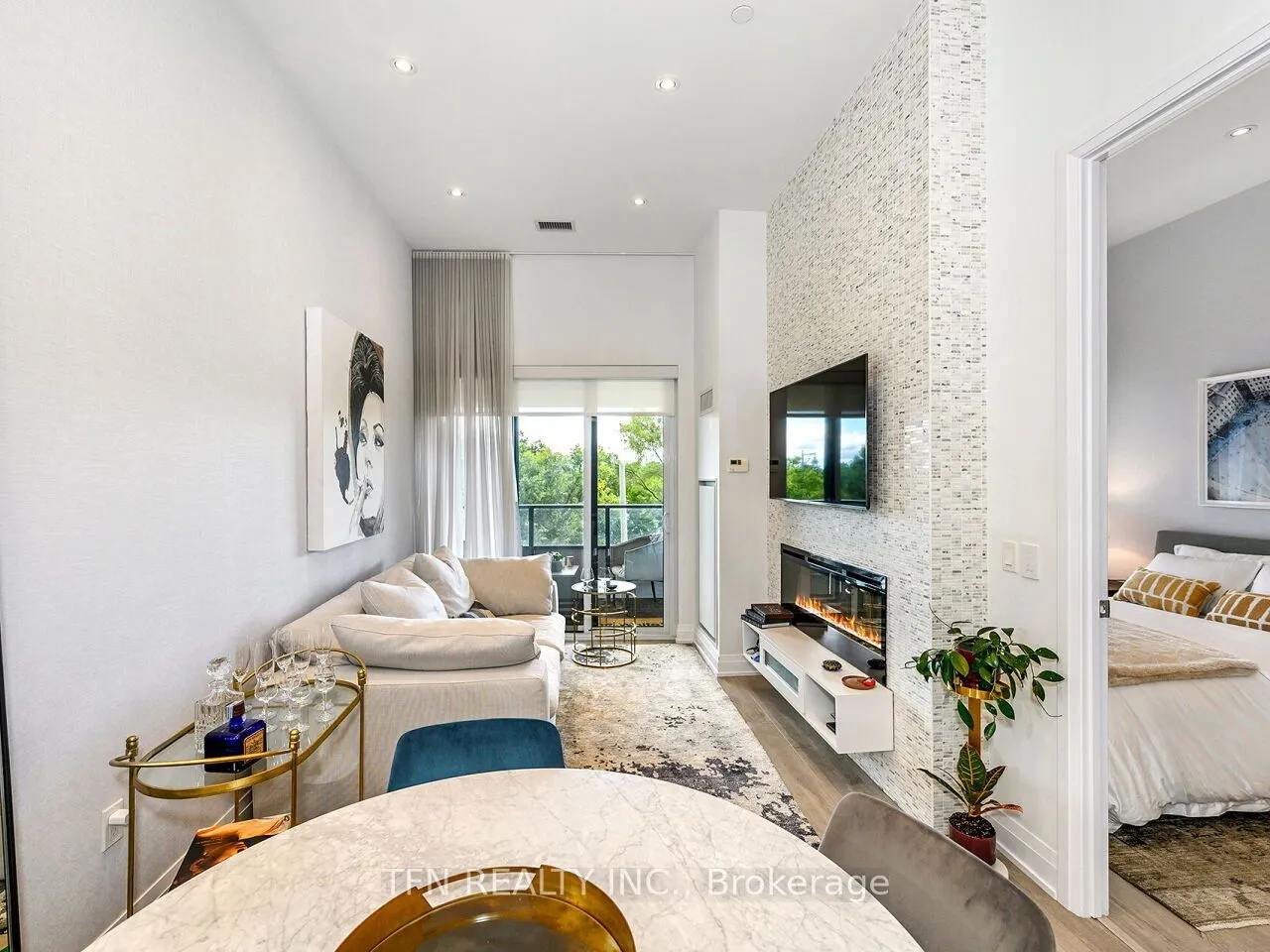 20 Shore Breeze Drive, #M5