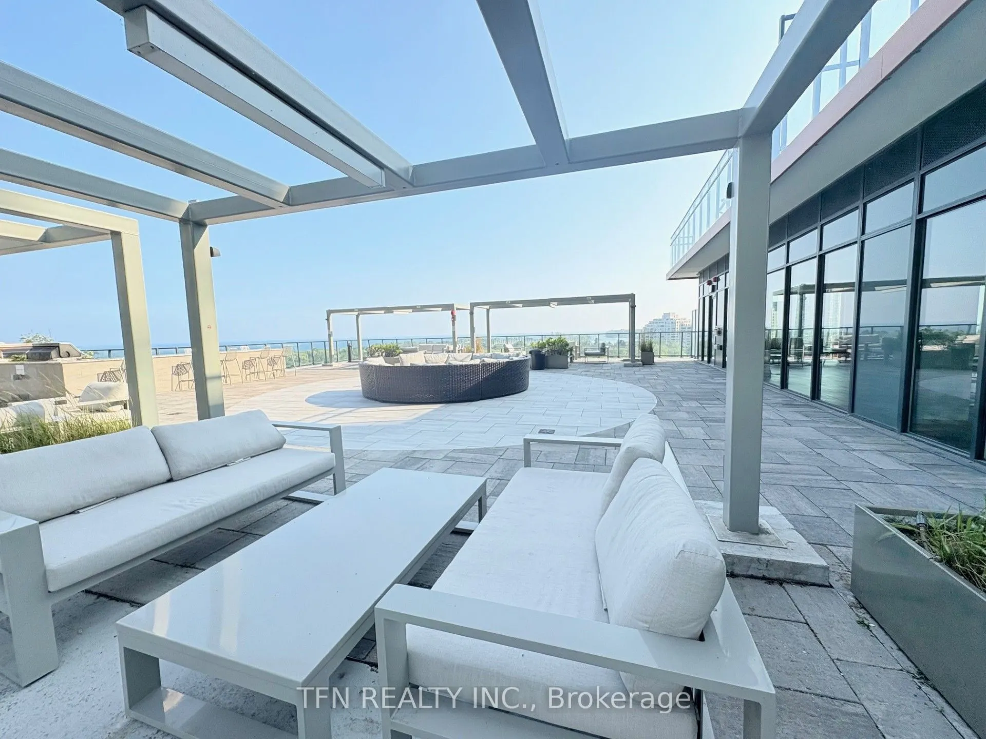 20 Shore Breeze Drive, #M5