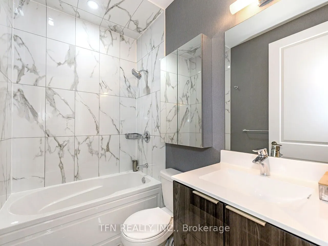 20 Shore Breeze Drive, #M5