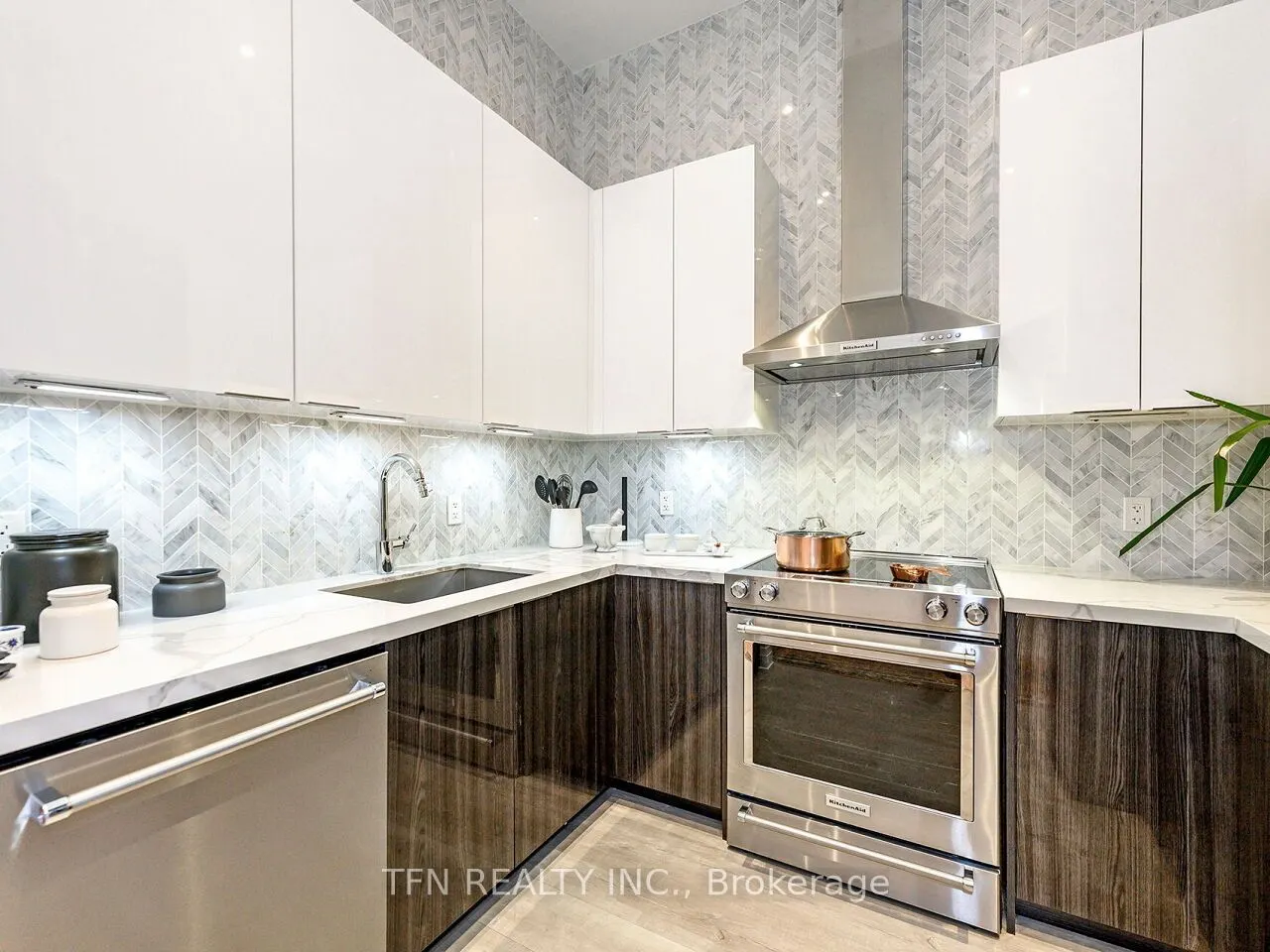 20 Shore Breeze Drive, #M5