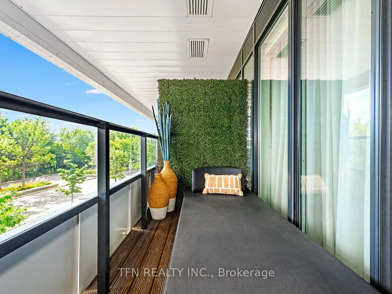20 Shore Breeze Drive, #M5