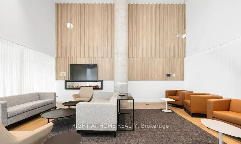 3100 Keele Street, #322
