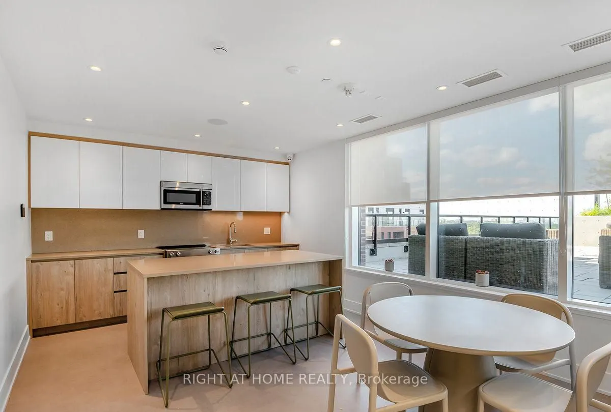 3100 Keele Street, #322