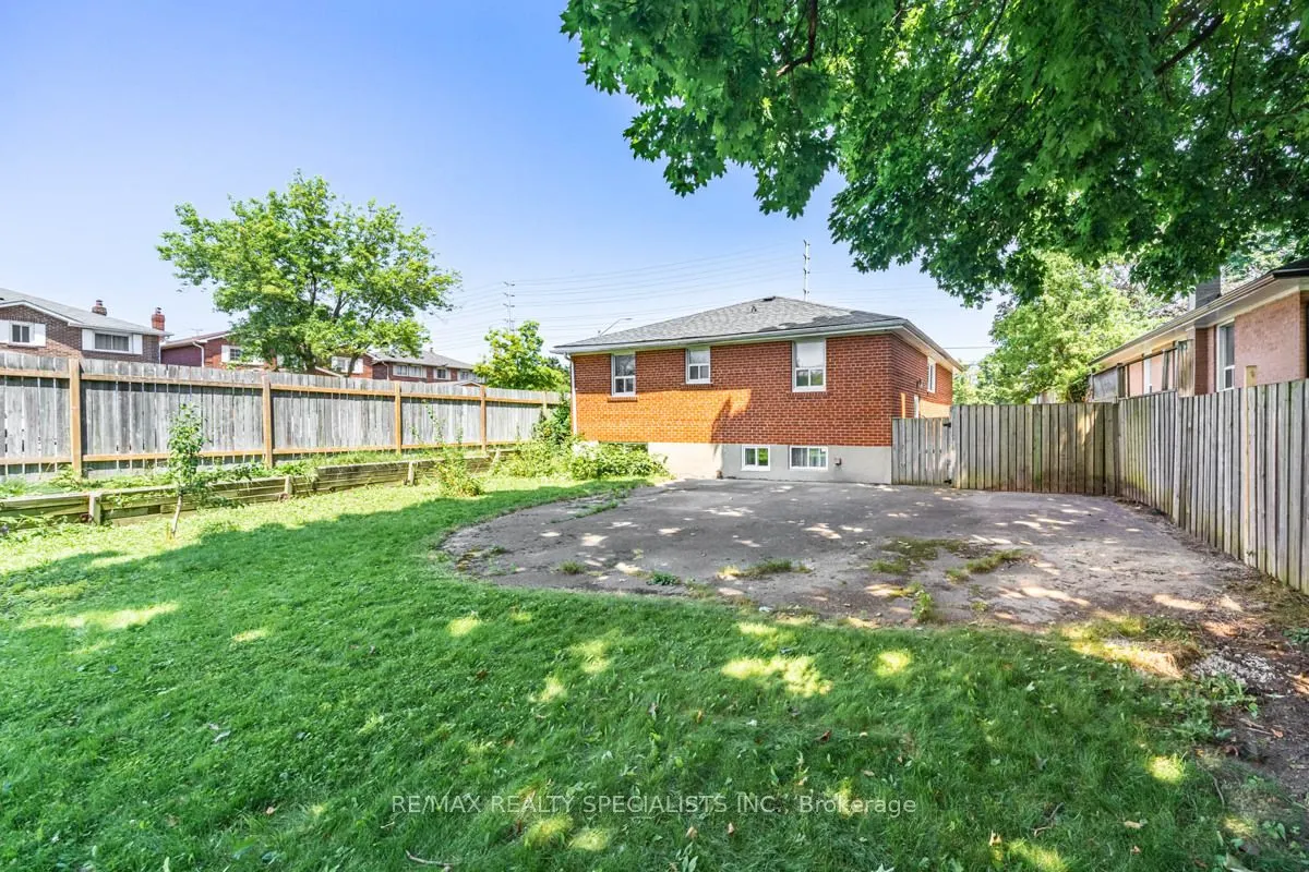 1362 Cawthra Road, #Upper