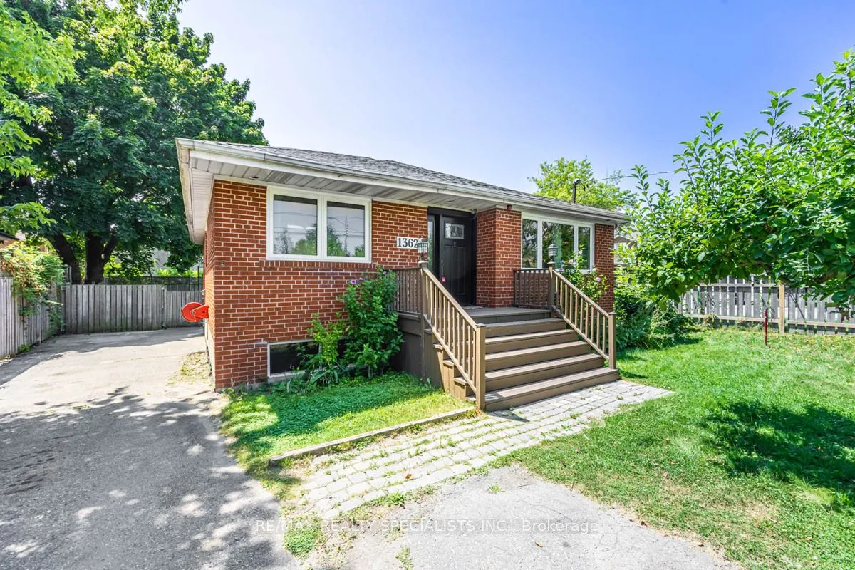 1362 Cawthra Road, #Upper