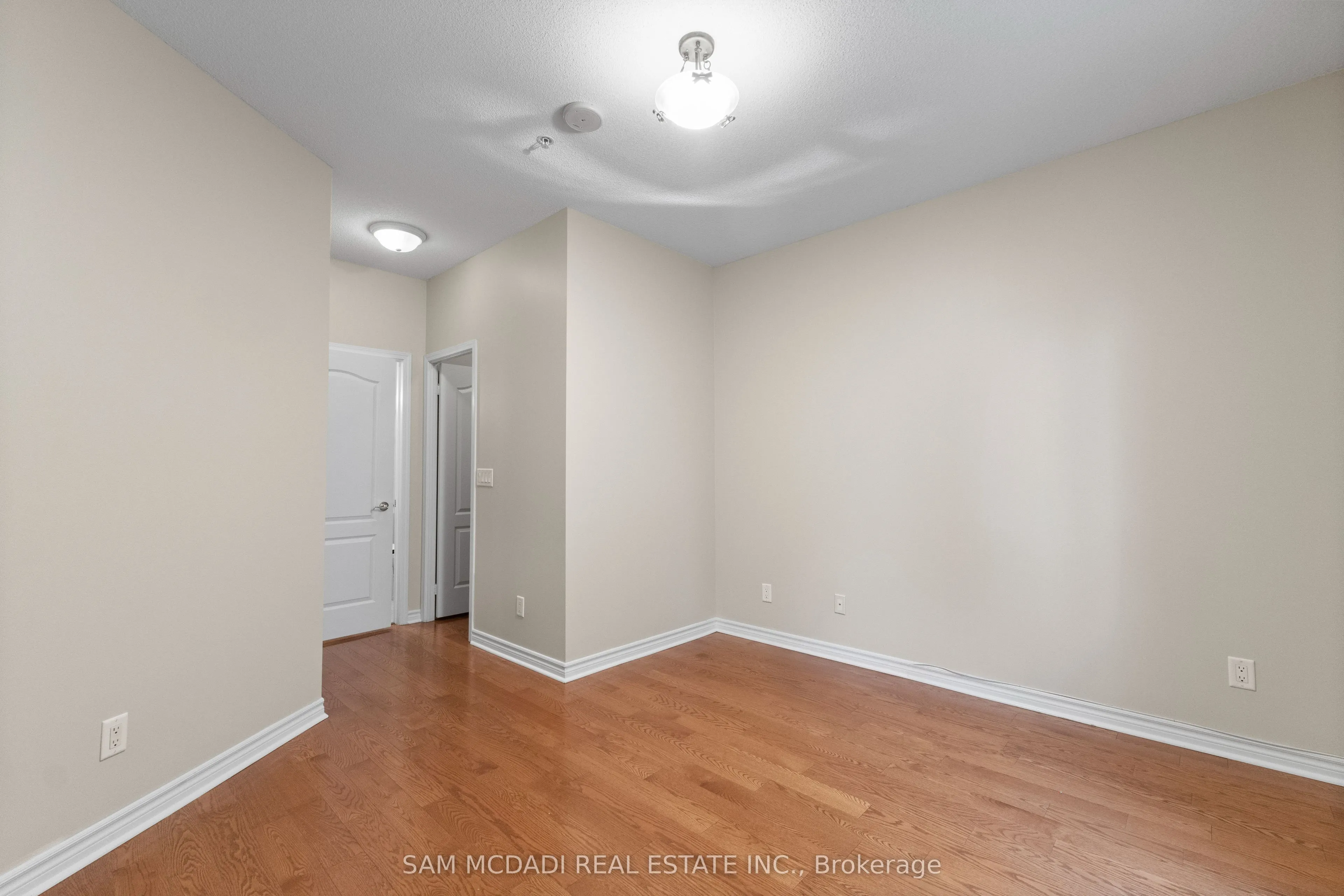 350 Princess Royal Drive, #211