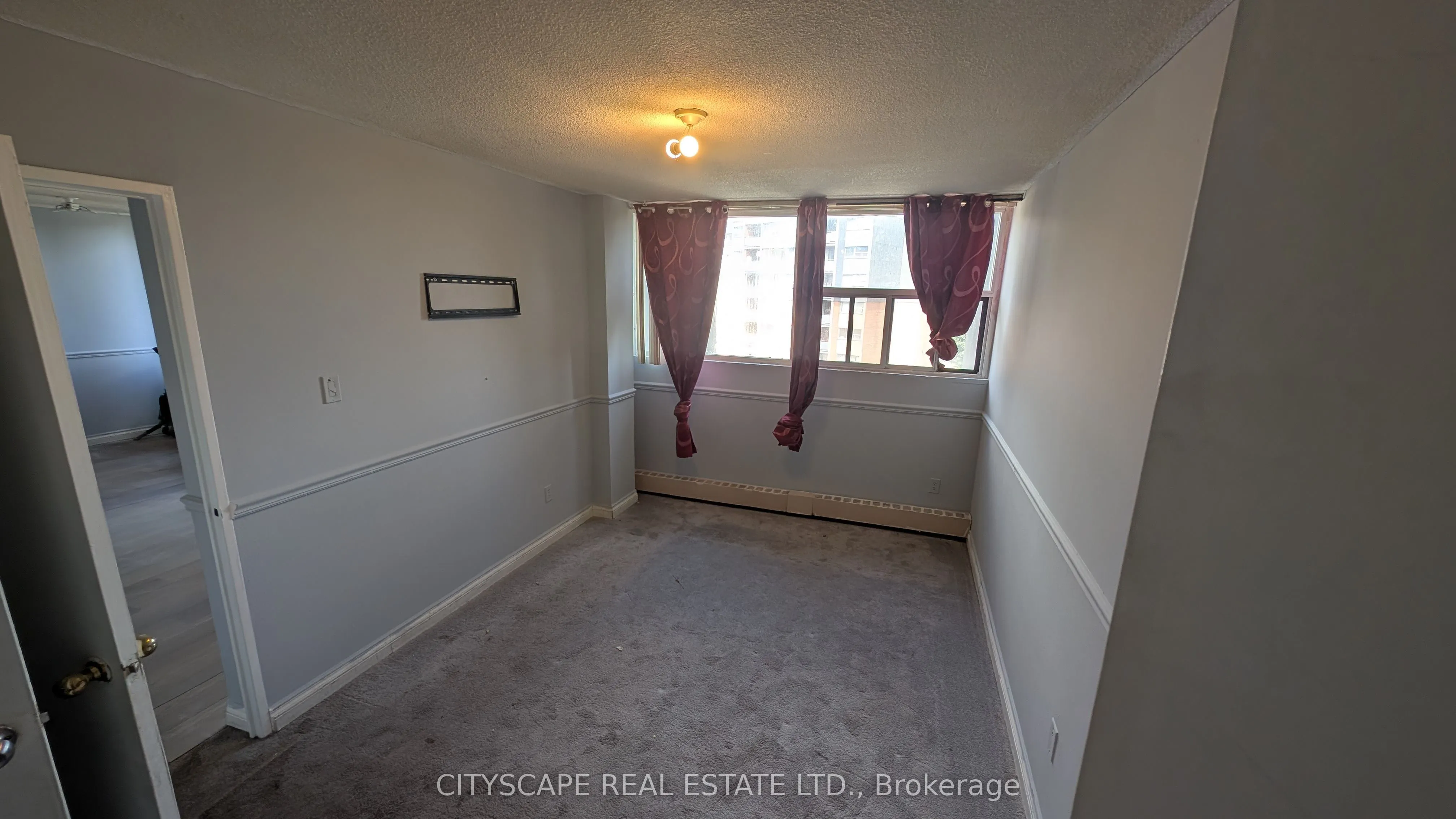 2121 Roche Court, #502