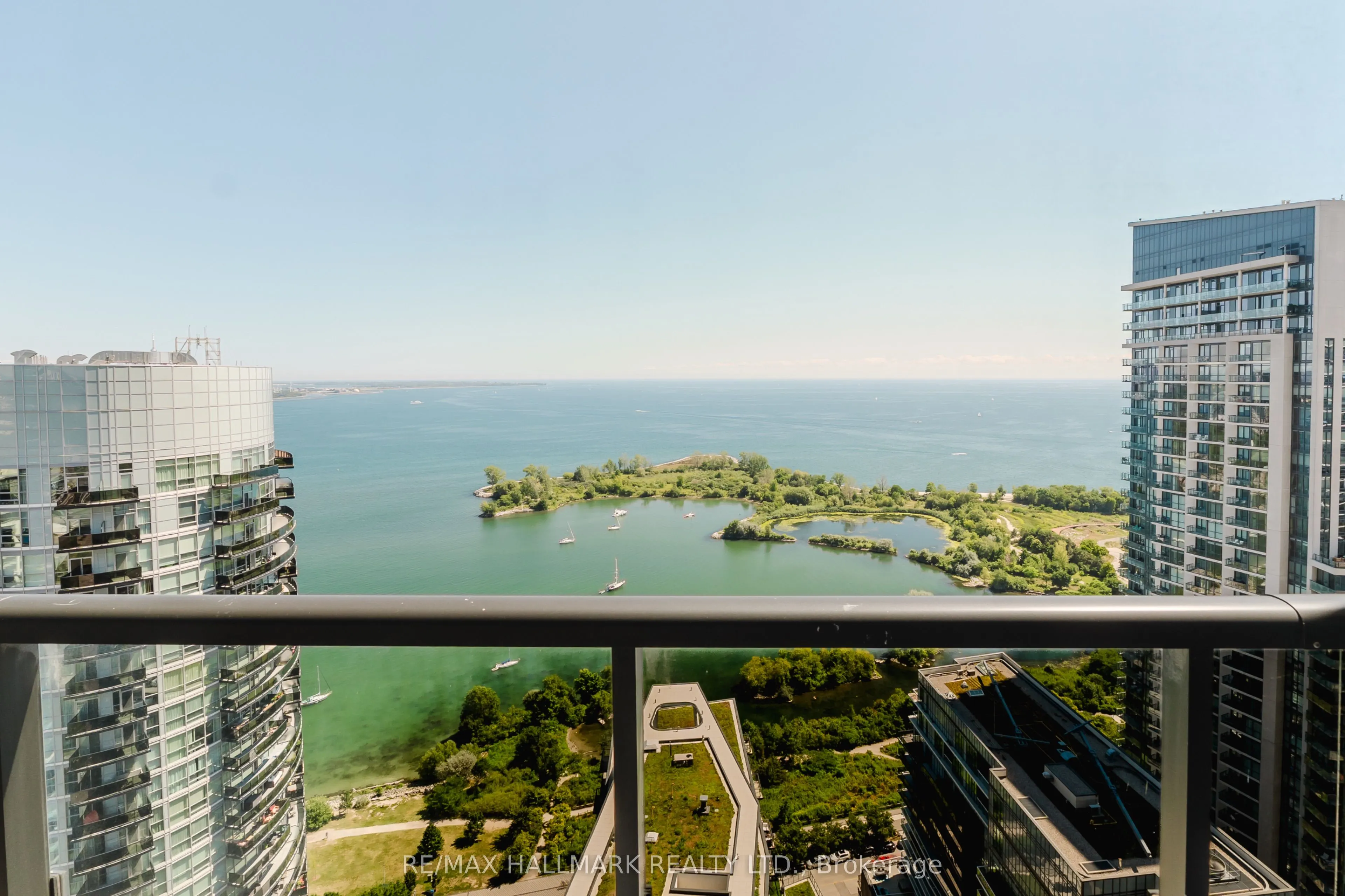 38 ANNIE CRAIG Drive, #3503