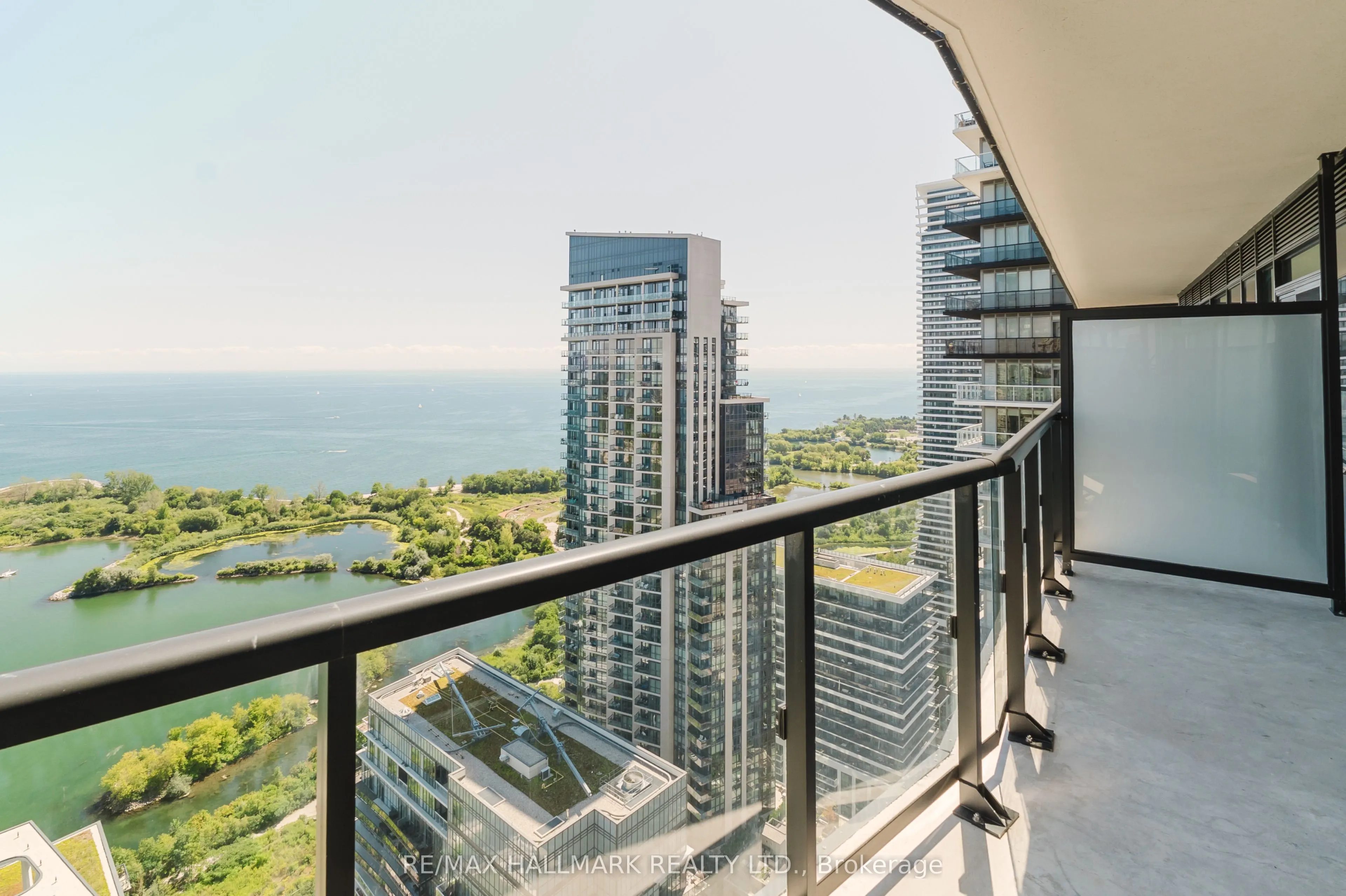 38 ANNIE CRAIG Drive, #3503