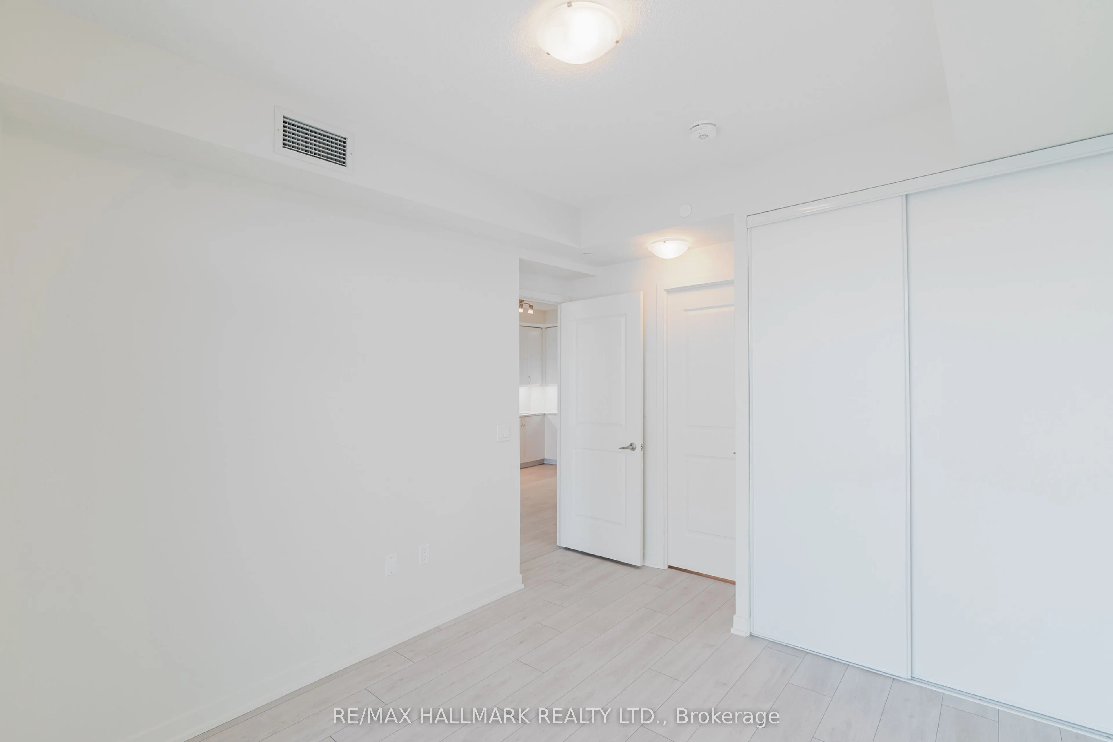 38 ANNIE CRAIG Drive, #3503