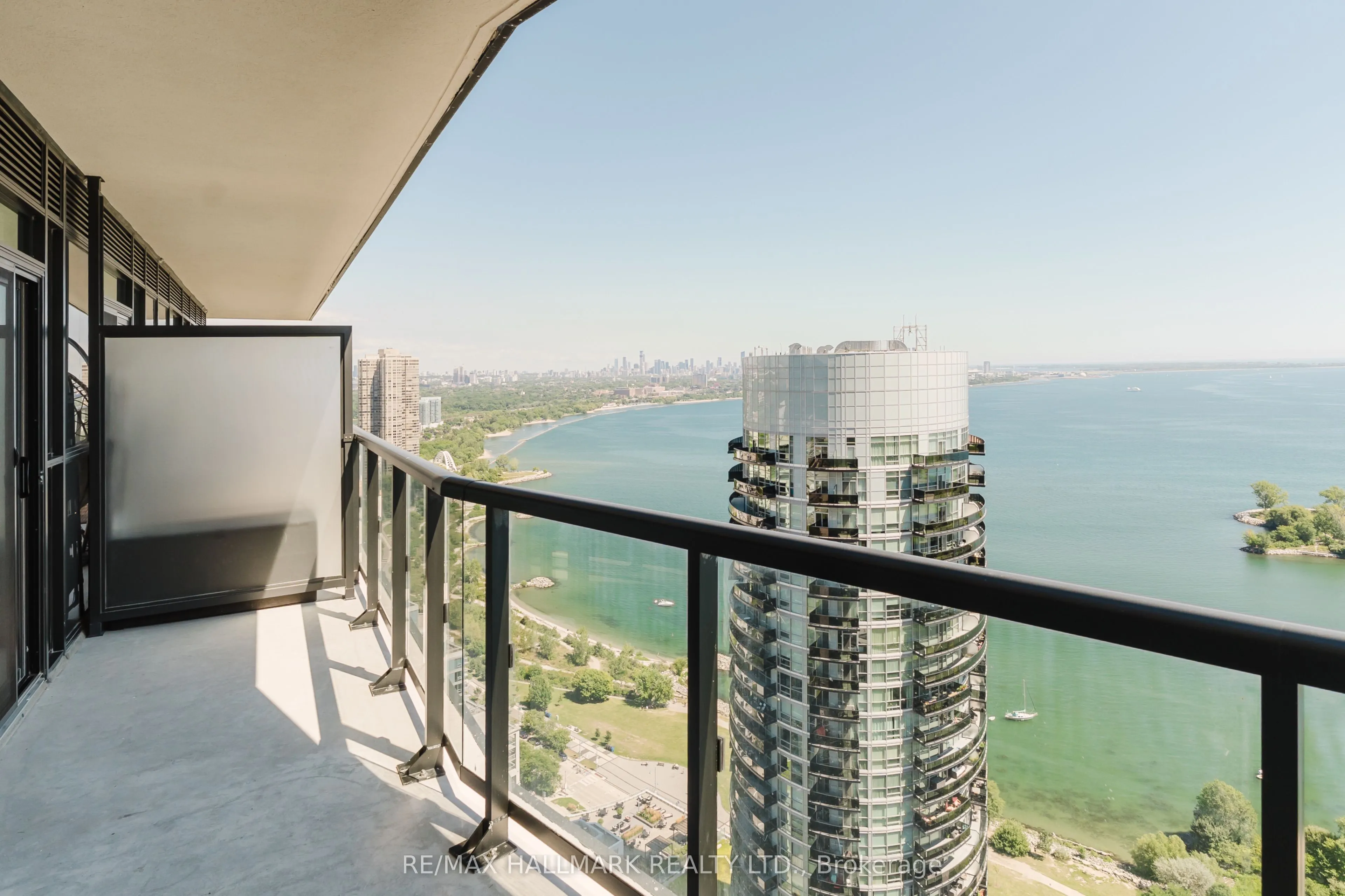 38 ANNIE CRAIG Drive, #3503