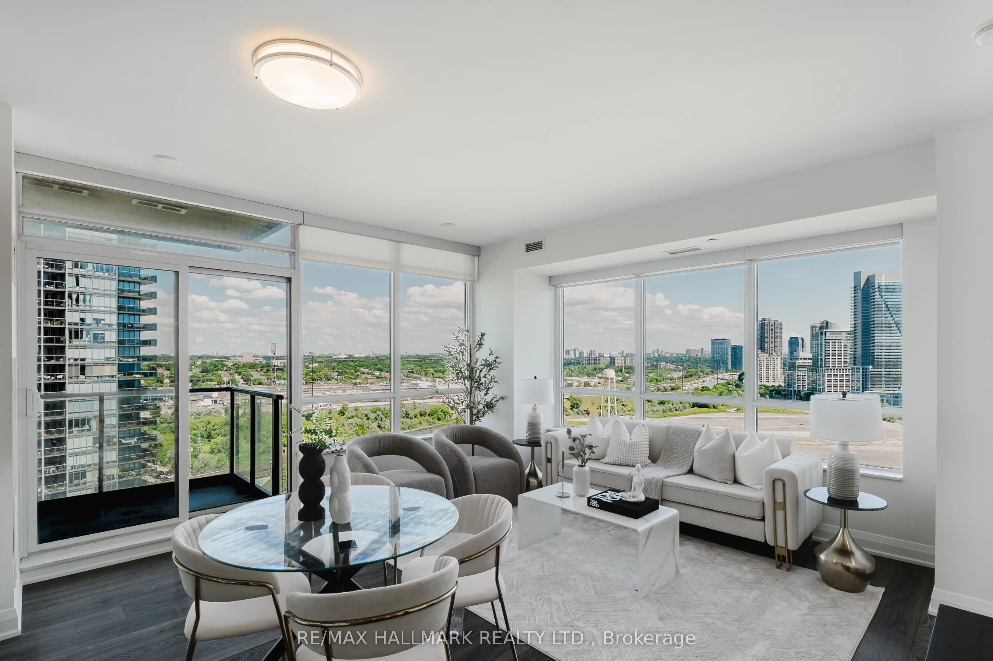 36 PARK LAWN Road, #1609
