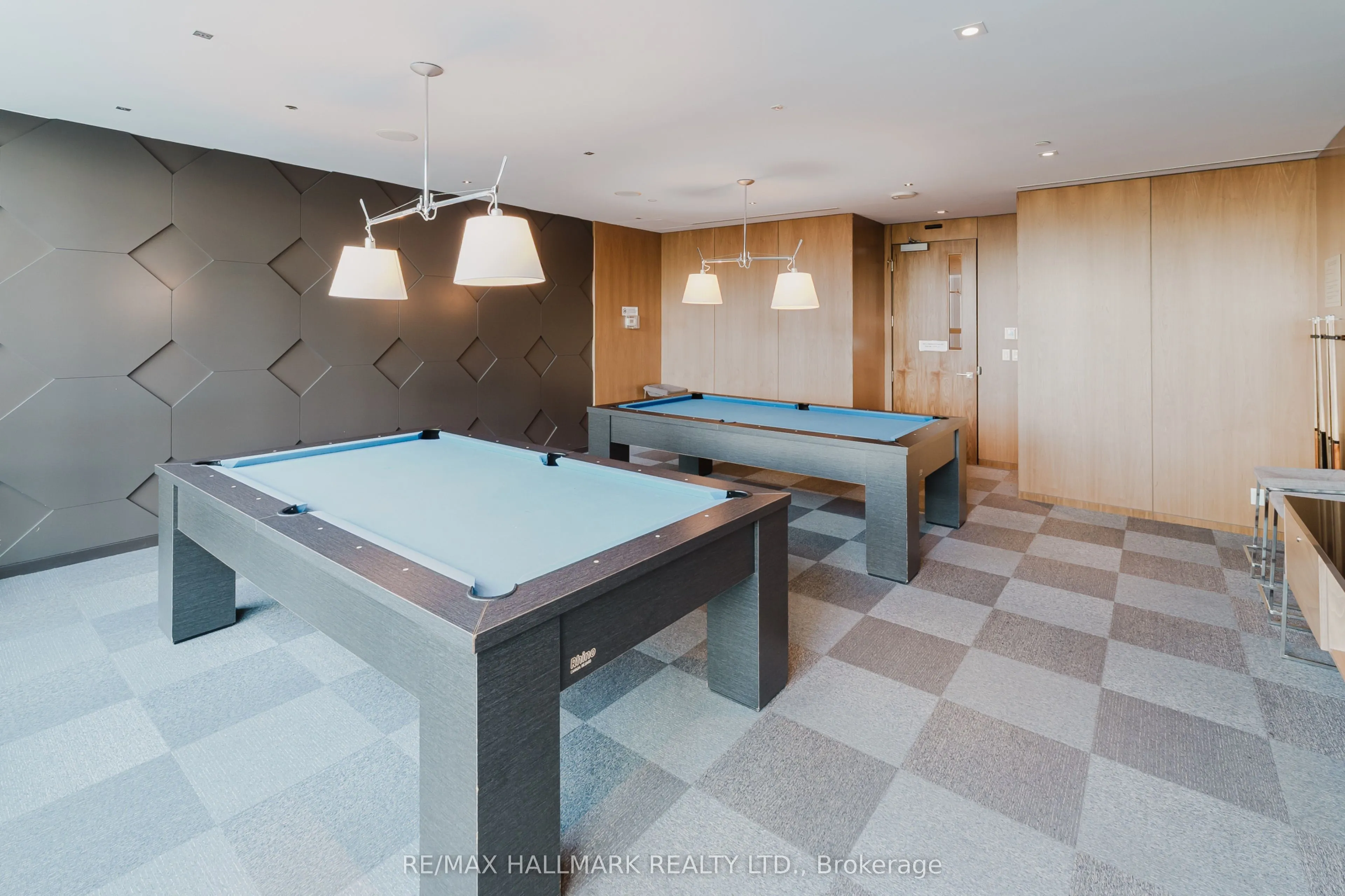 36 PARK LAWN Road, #1609