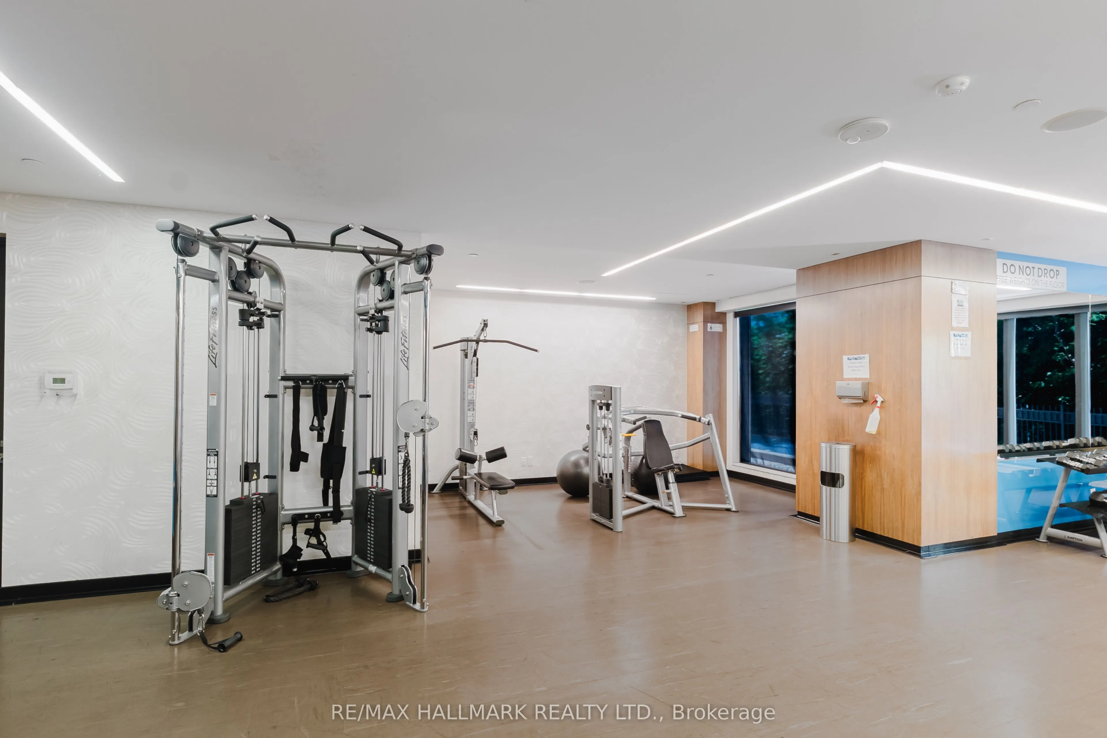 36 PARK LAWN Road, #1609