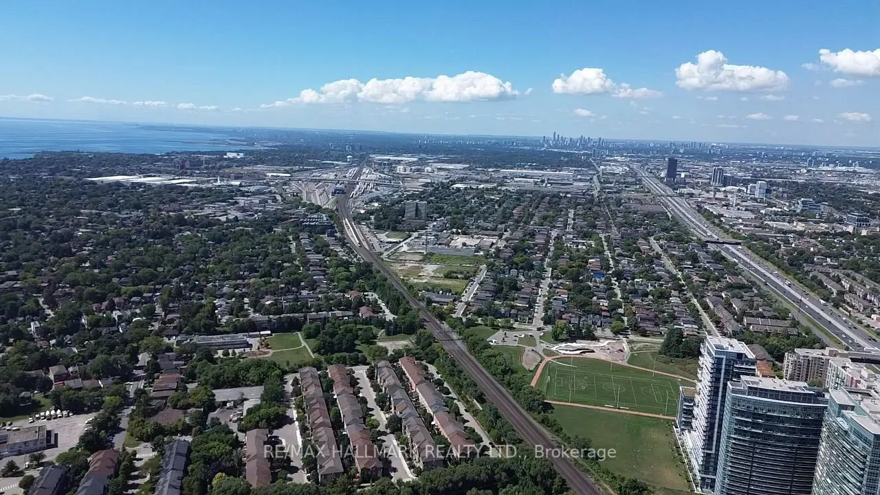 36 PARK LAWN Road, #1609