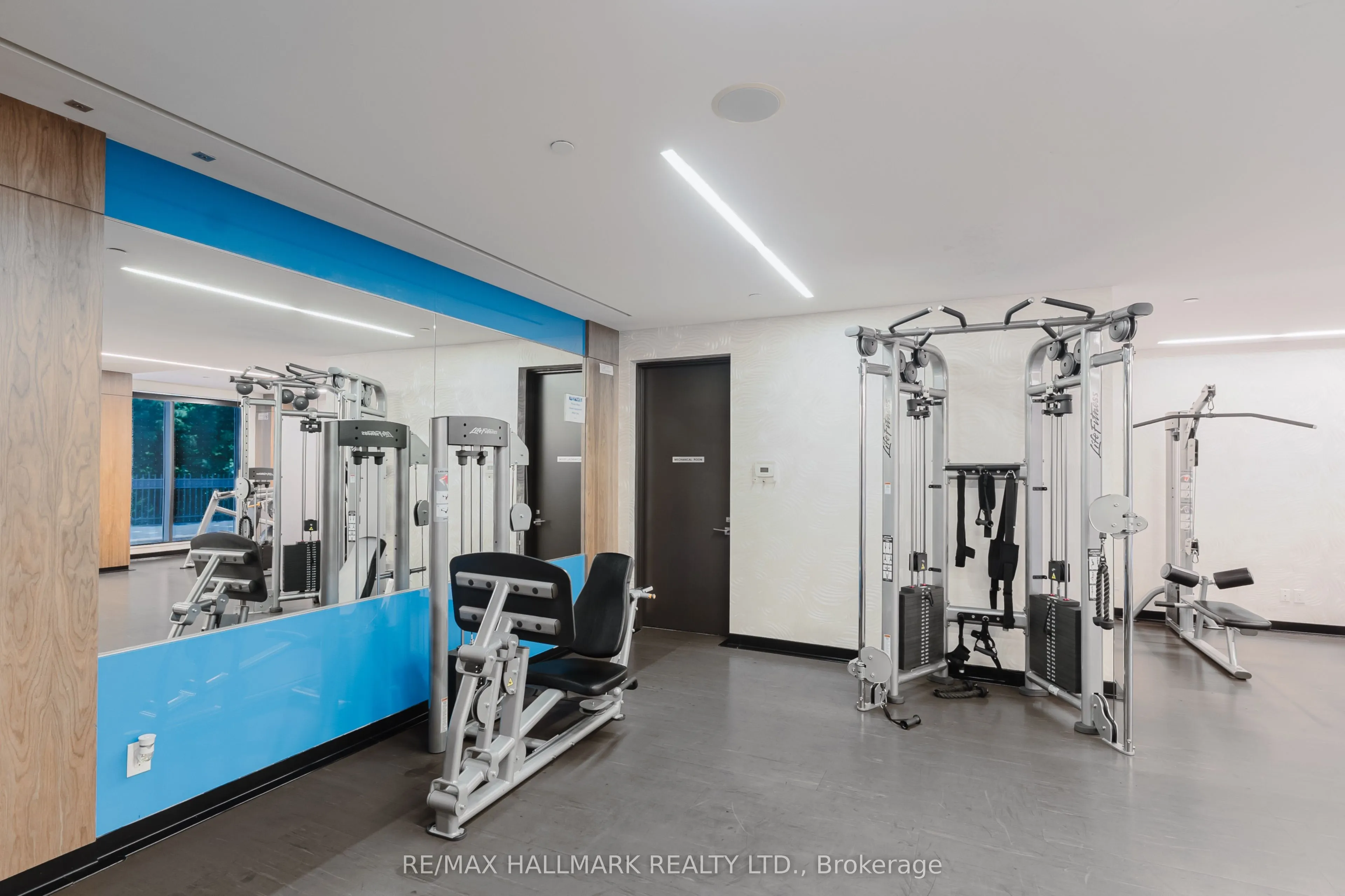 36 PARK LAWN Road, #1609