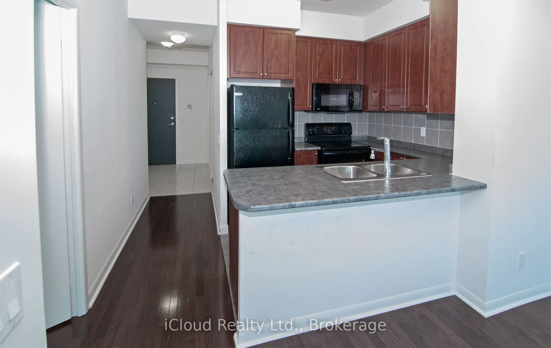 225 Sherway Gardens Road, #207