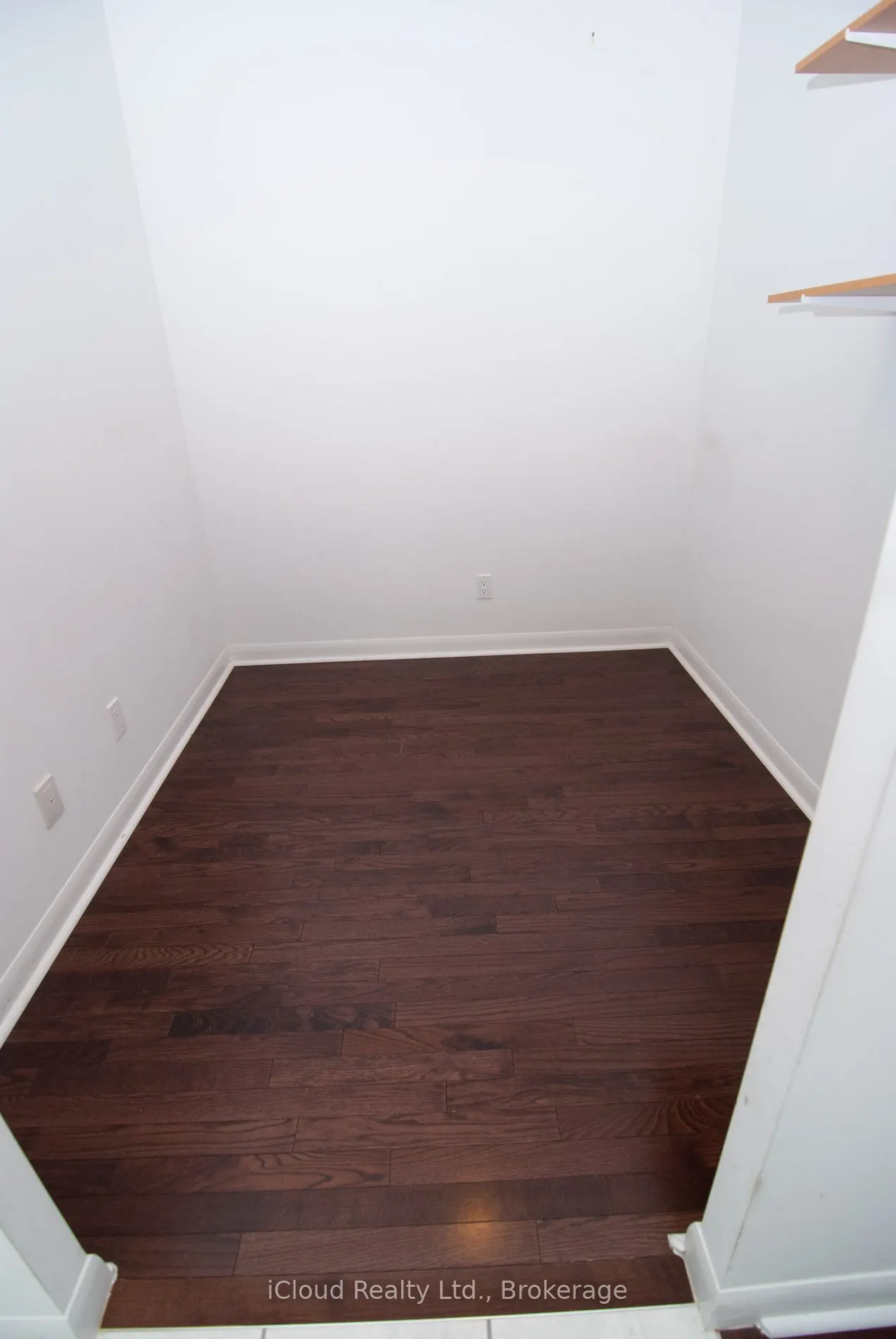 225 Sherway Gardens Road, #207