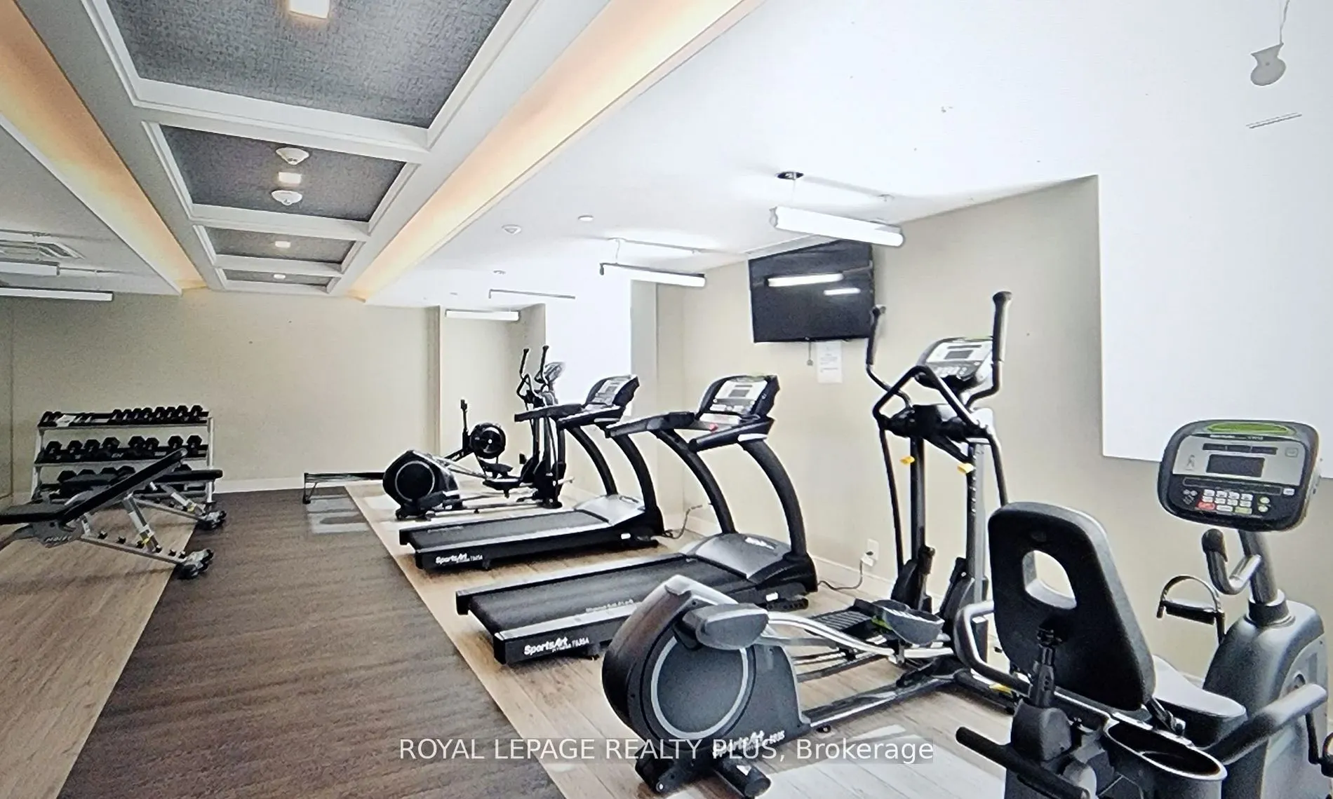 1575 Lakeshore Road, #358