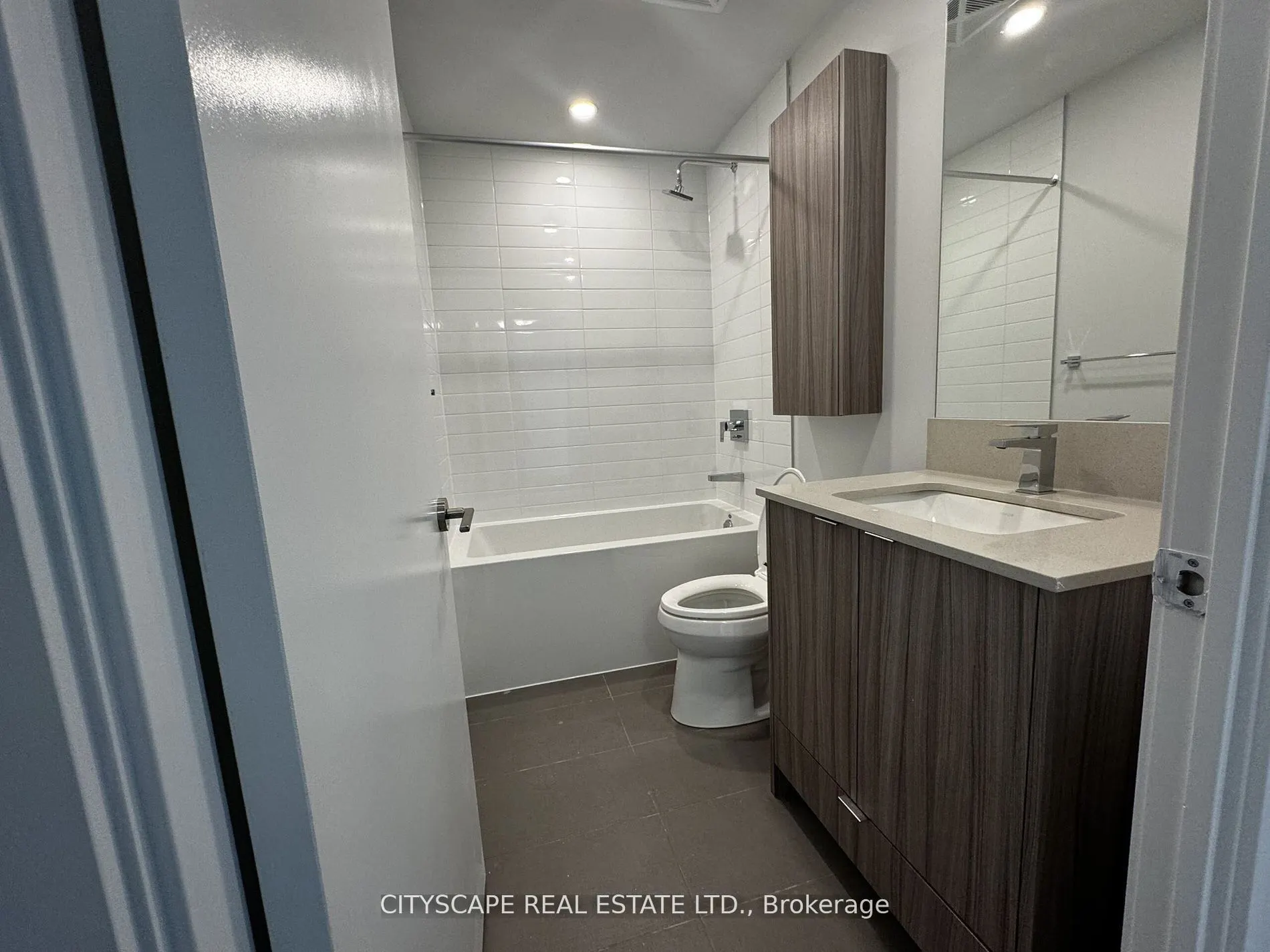 4130 Parkside Village Drive, #811