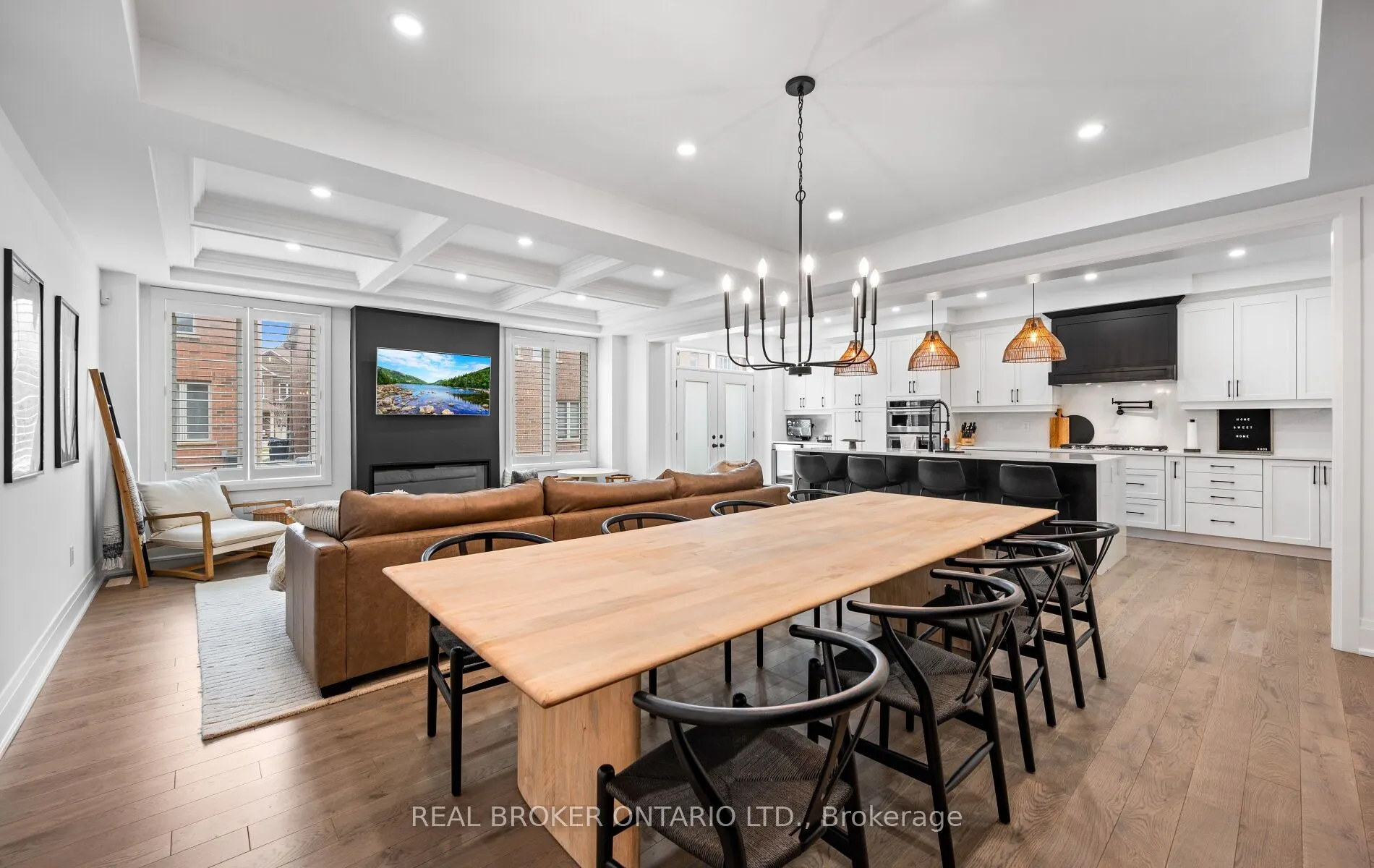 547 Veterans Drive