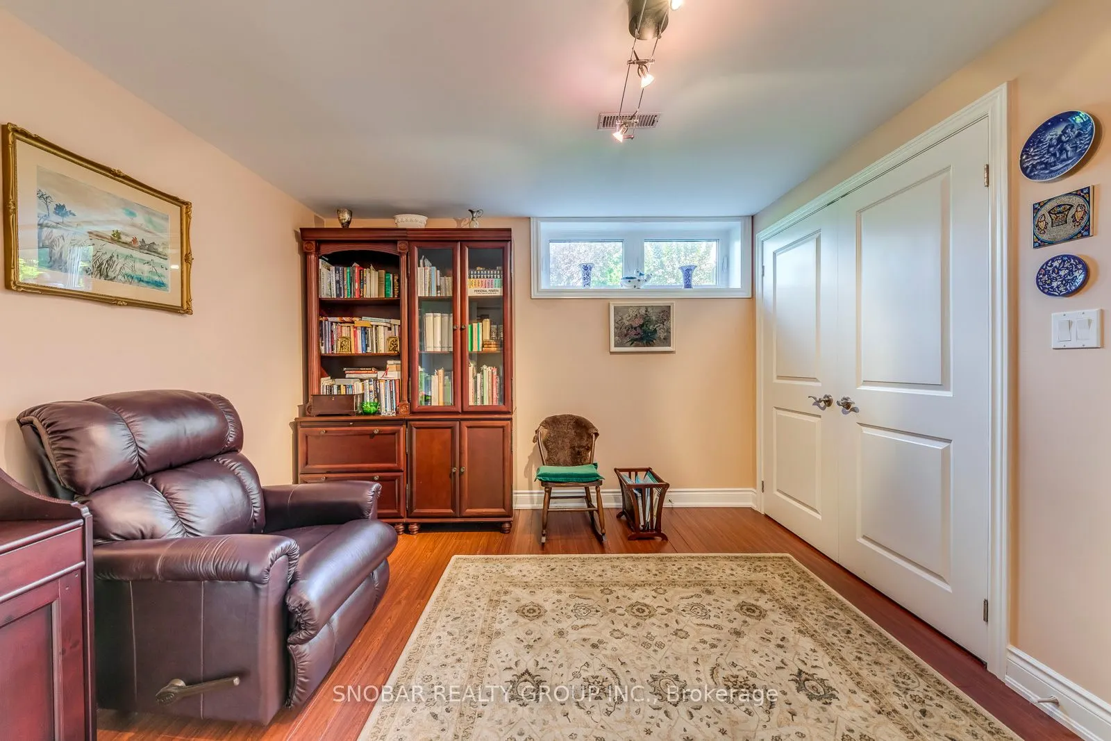 29 Woodpark Road