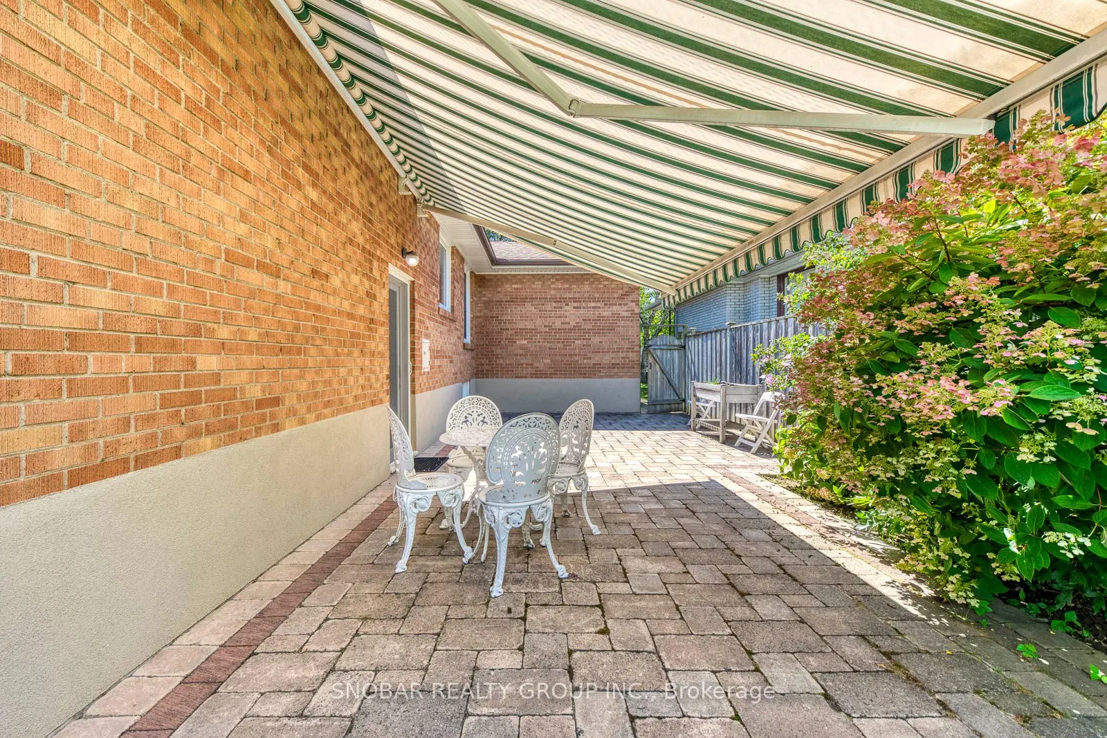 29 Woodpark Road