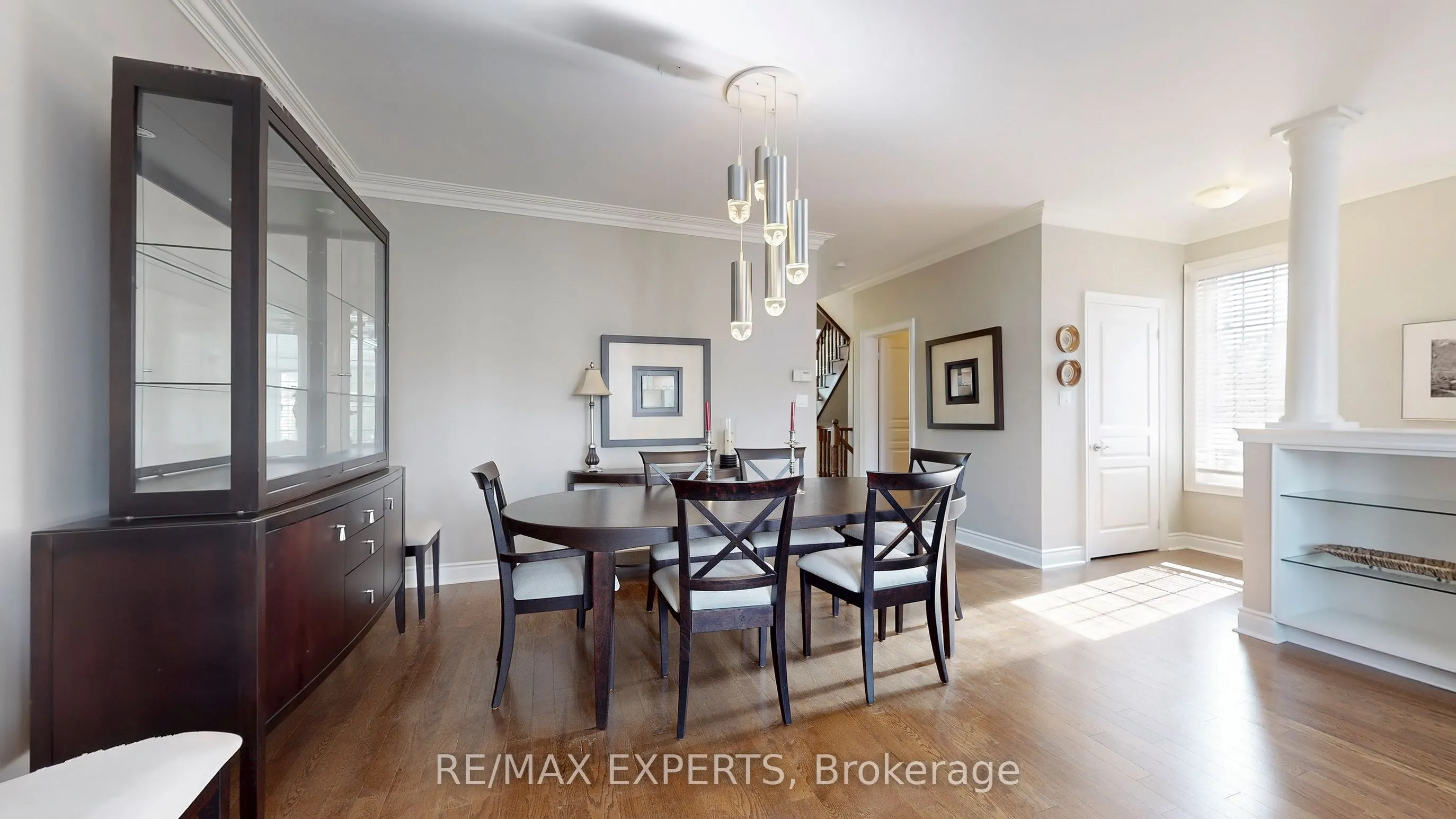 110 Rolling Hills Lane W