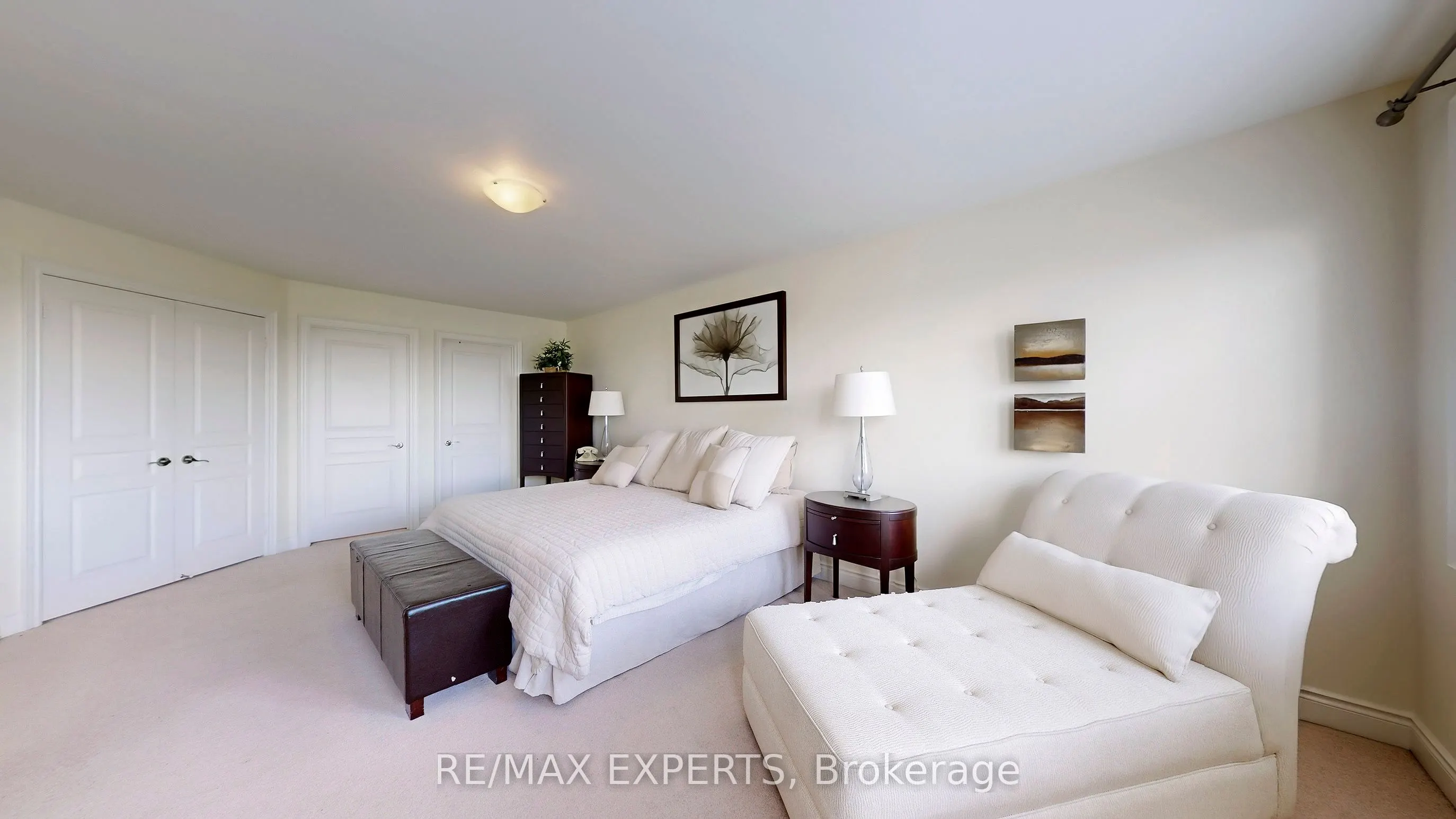 110 Rolling Hills Lane W
