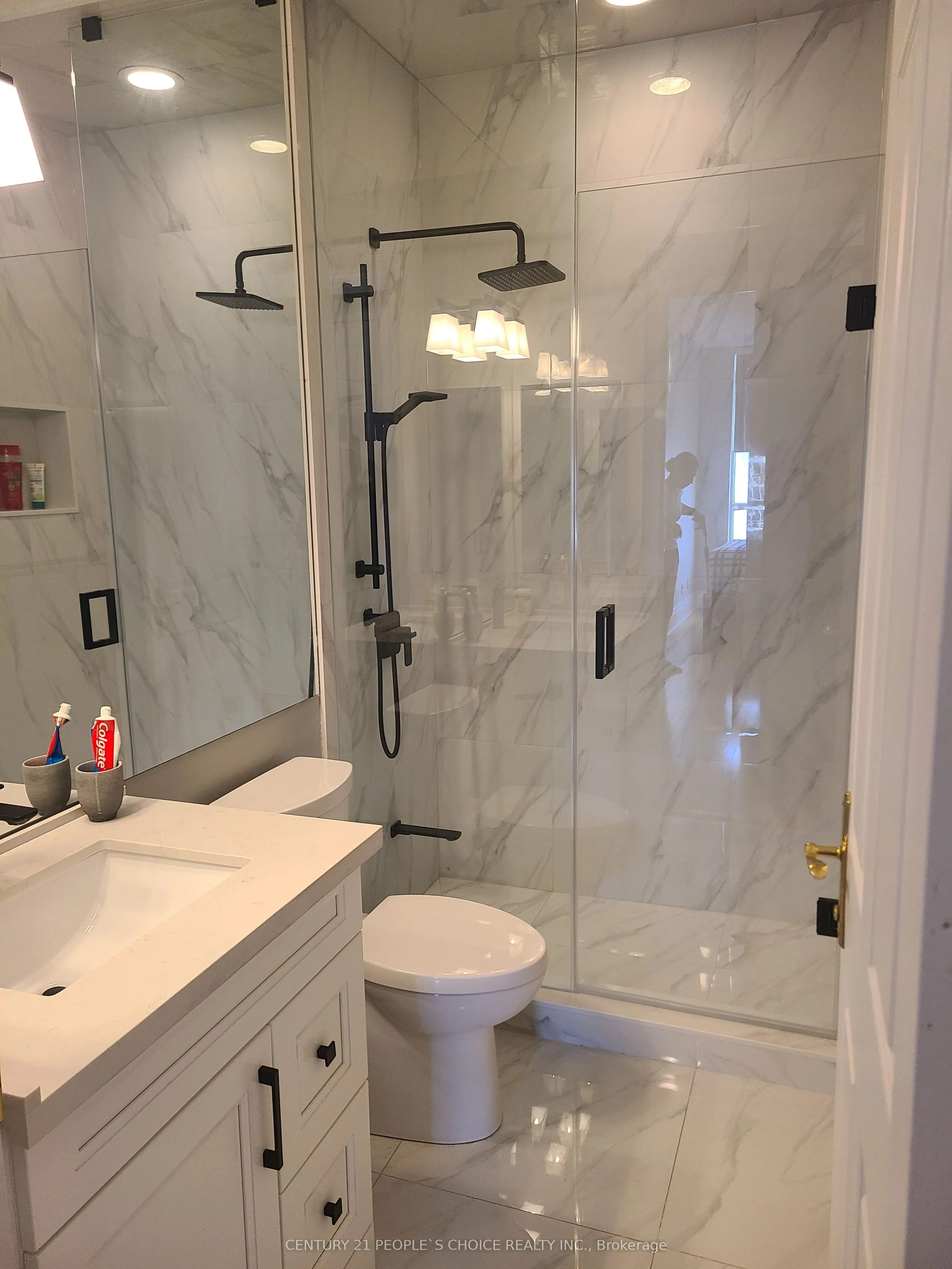 25 Kingsbridge Garden Circle, #PH08