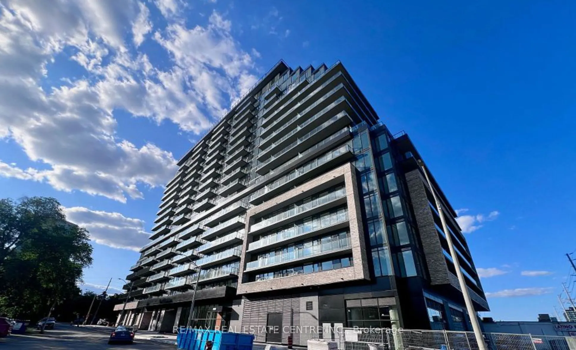 3009 Novar Road, #727