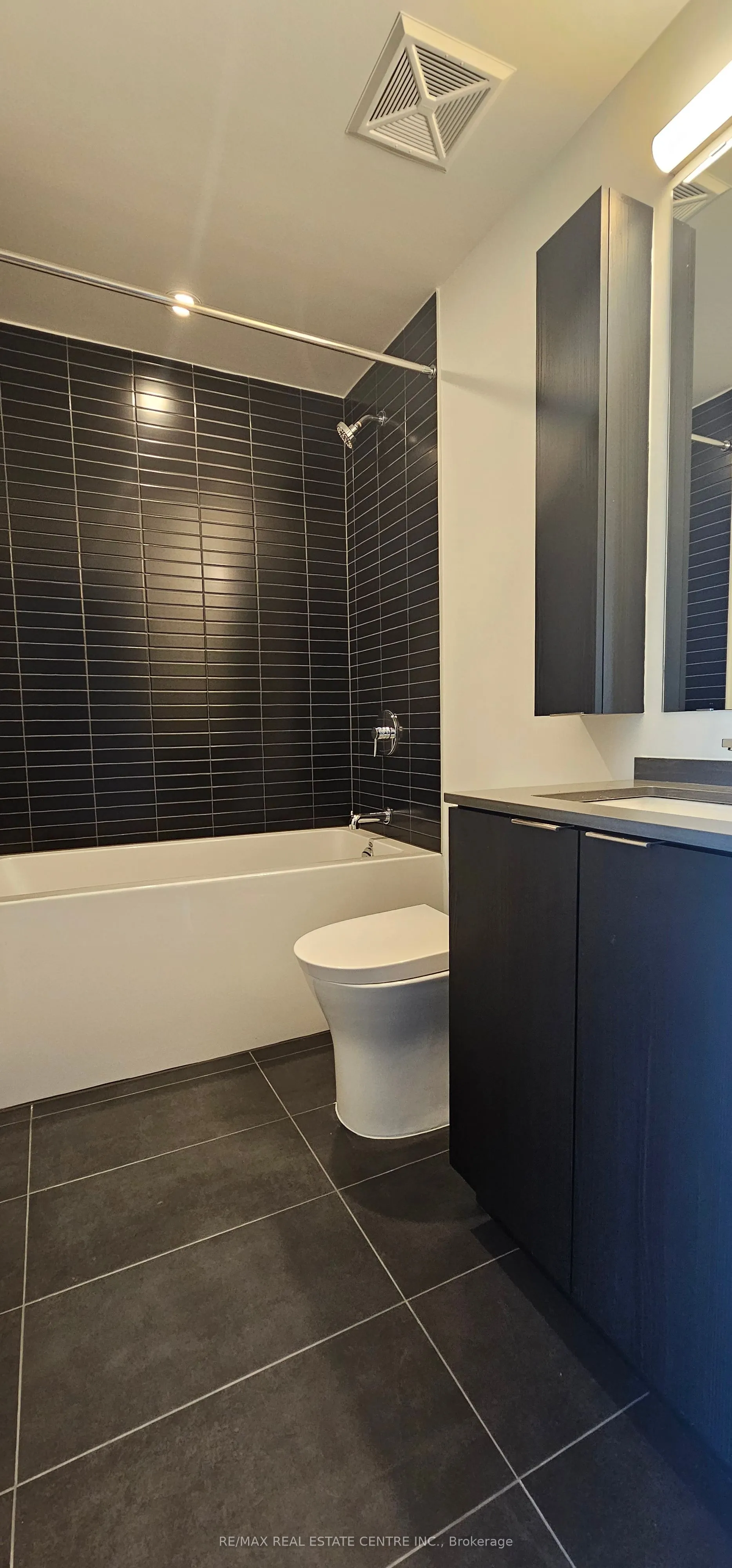 3009 Novar Road, #727