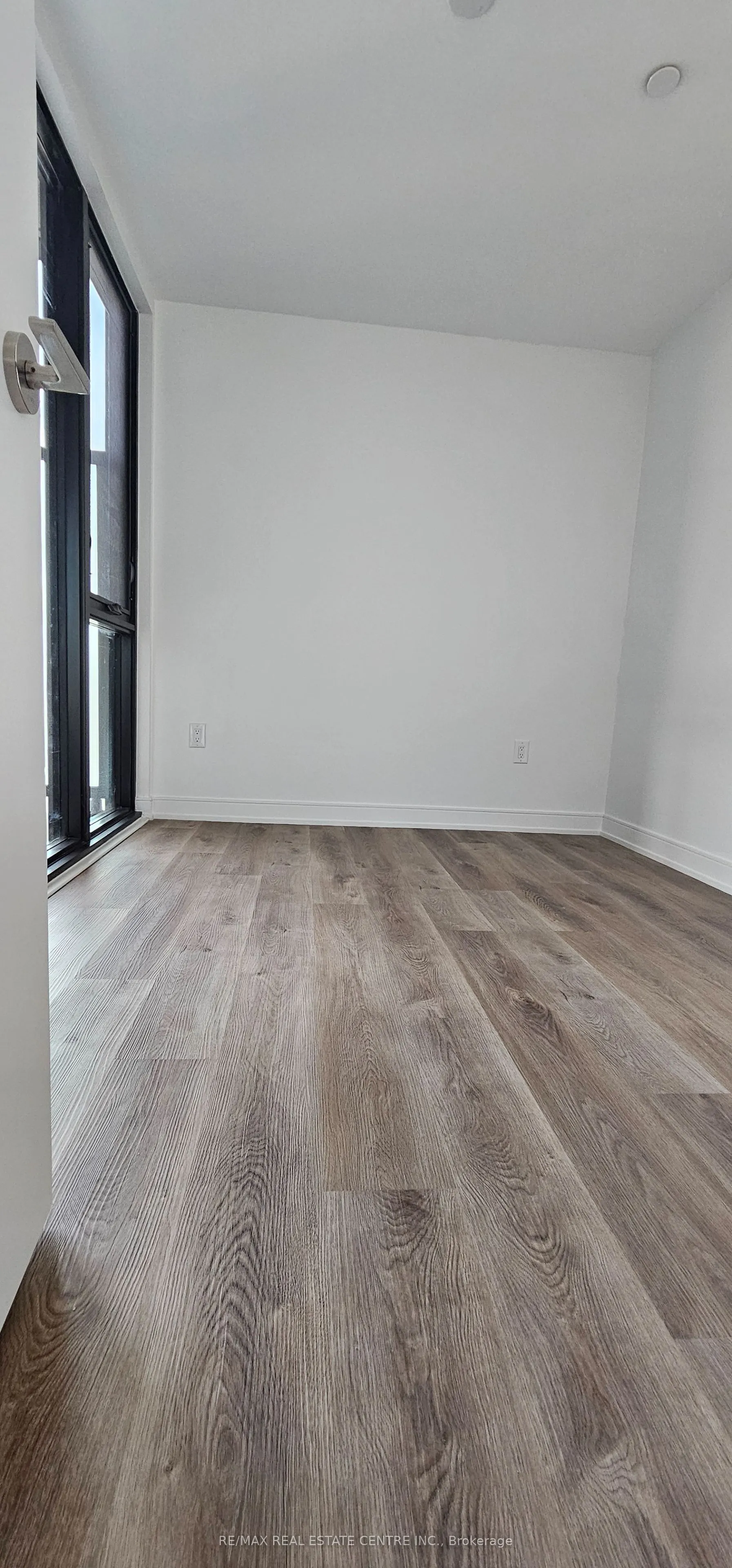 3009 Novar Road, #727