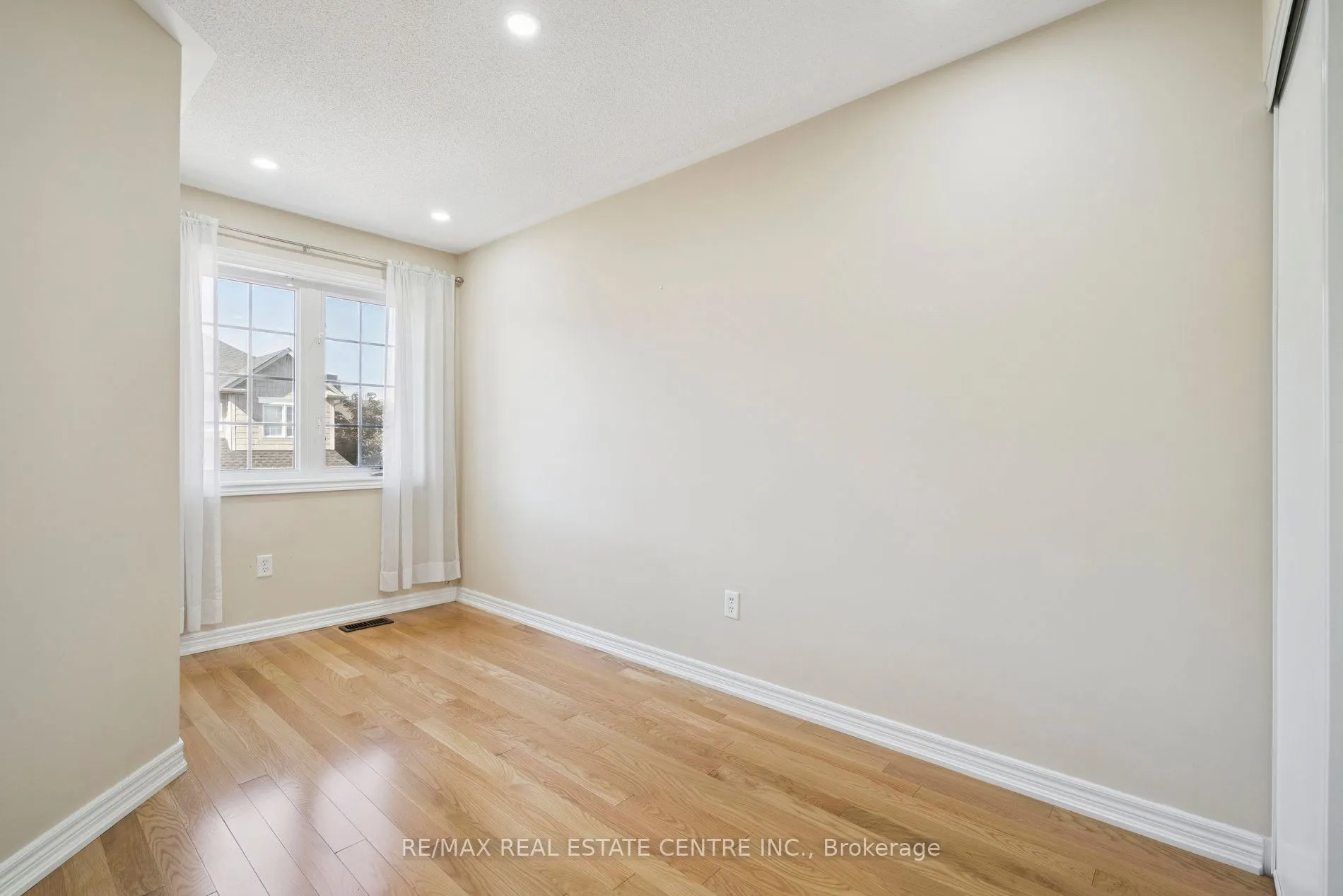 4950 Albina Way, #77