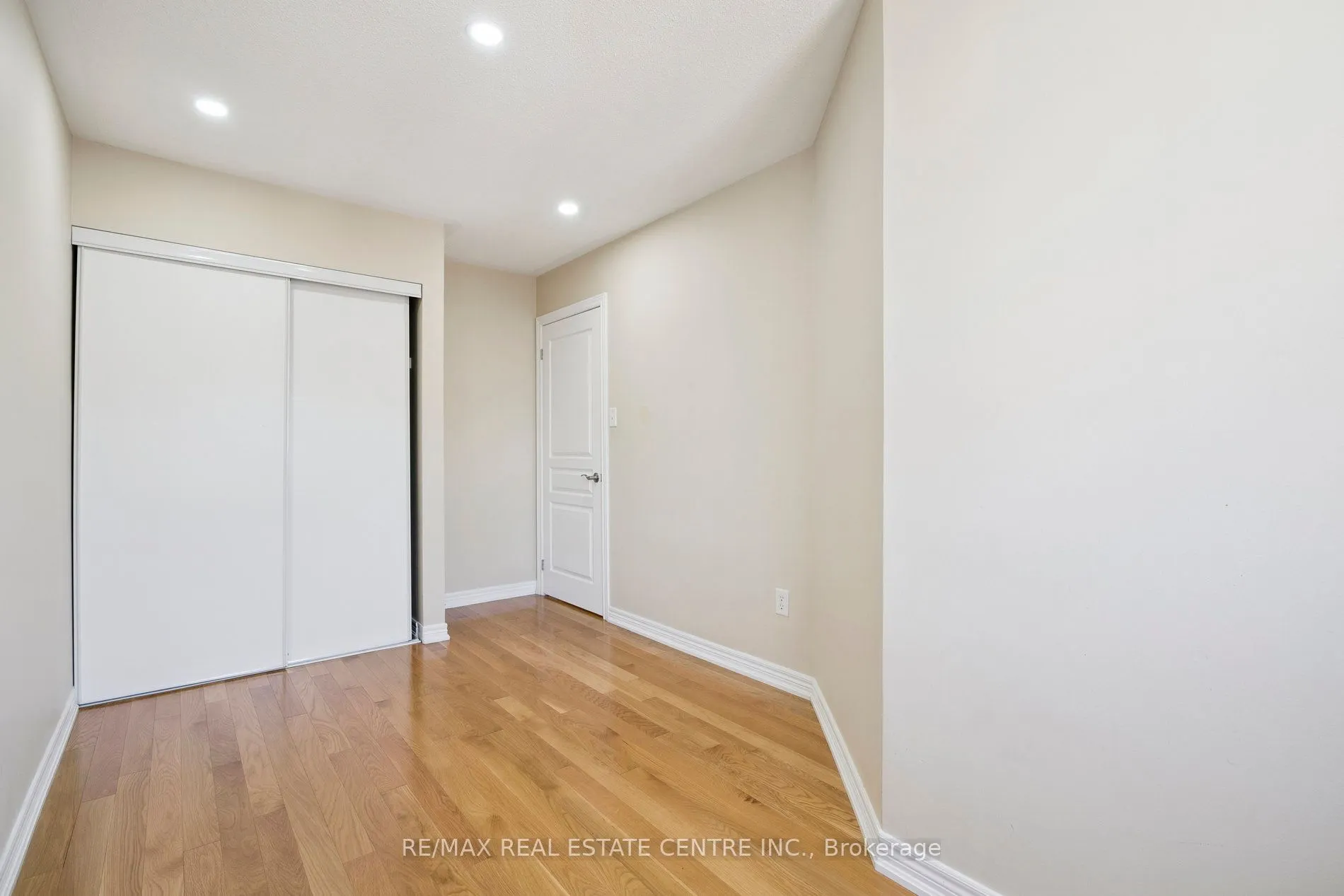 4950 Albina Way, #77